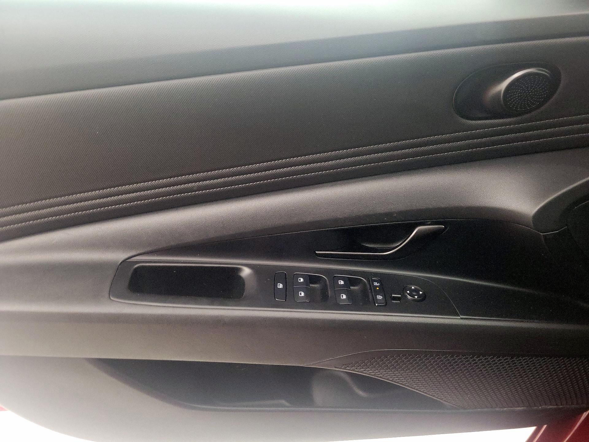 Thumbnail: 2025 Hyundai Elantra - 12