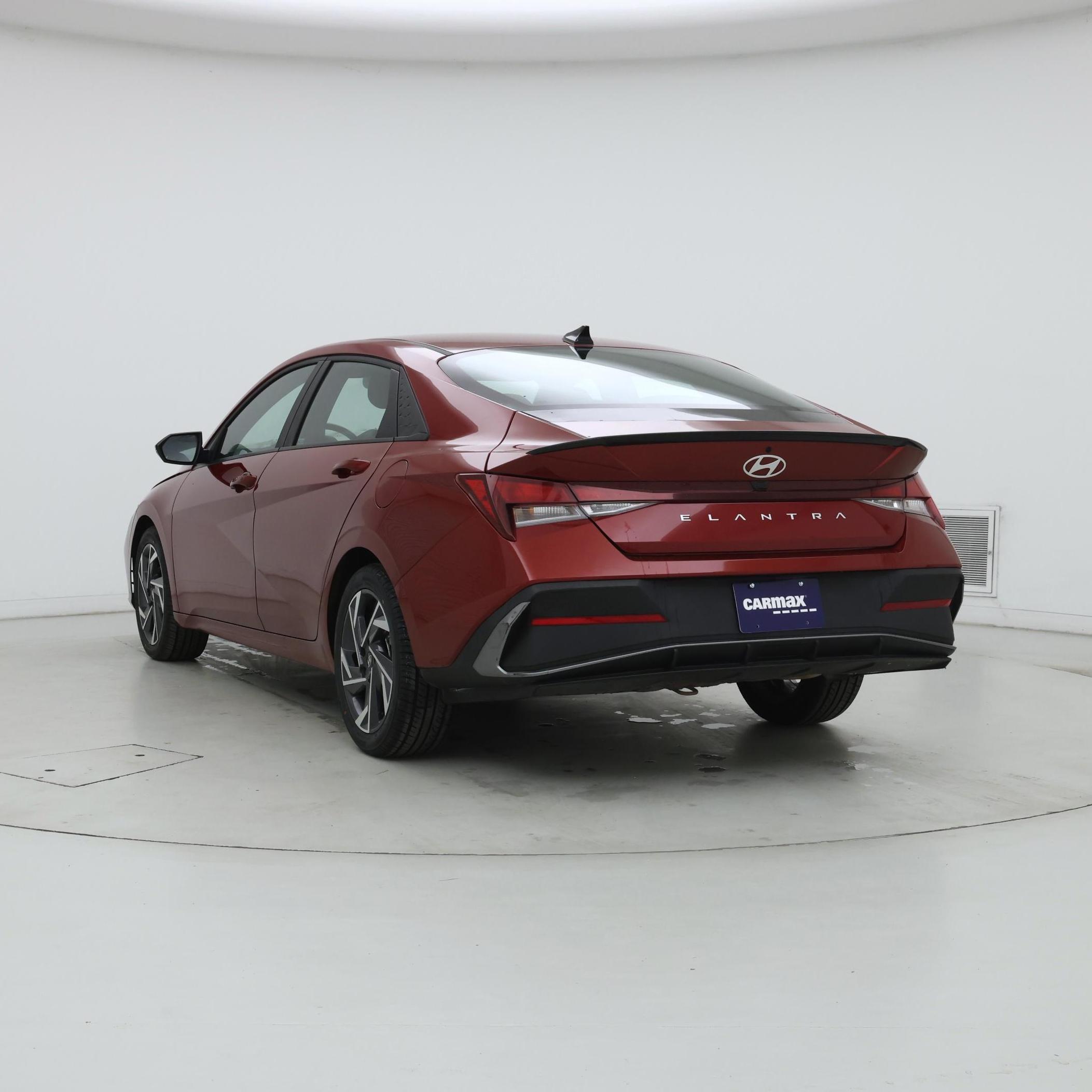 Thumbnail: 2025 Hyundai Elantra - 2