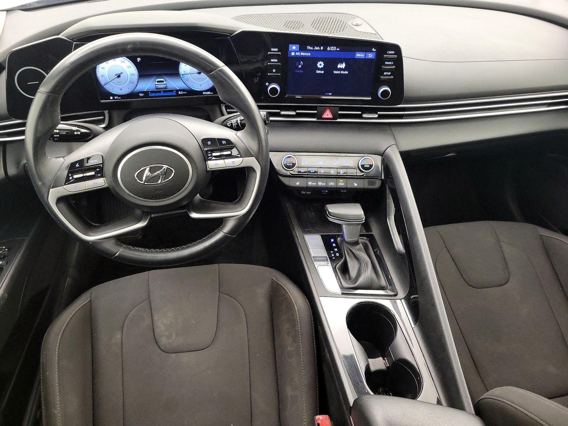 Thumbnail: 2022 Hyundai Elantra - 9