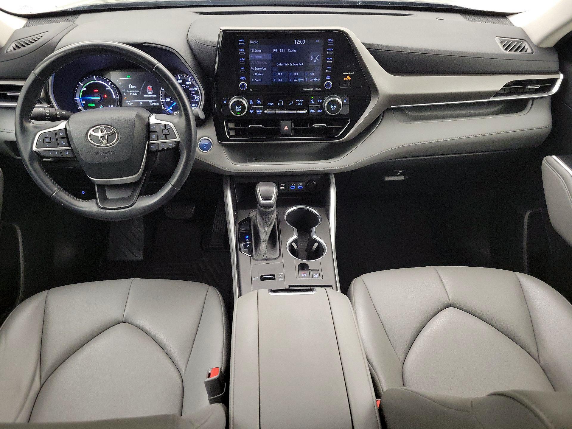 Thumbnail: 2022 Toyota Highlander - 9