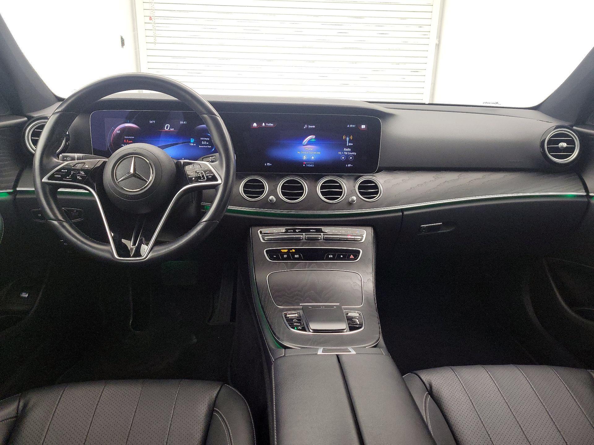 Thumbnail: 2022 Mercedes-Benz E-Class - 9