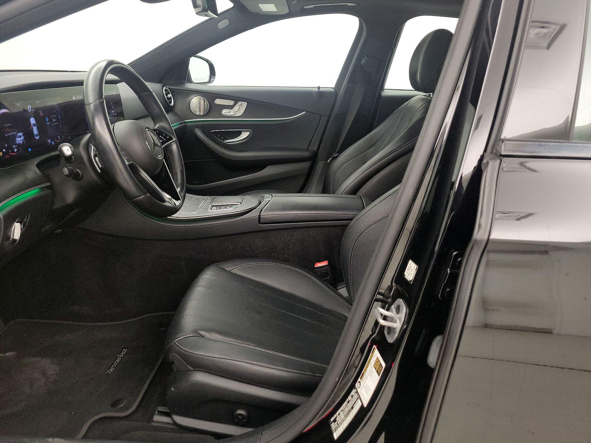 Thumbnail: 2022 Mercedes-Benz E-Class - 11