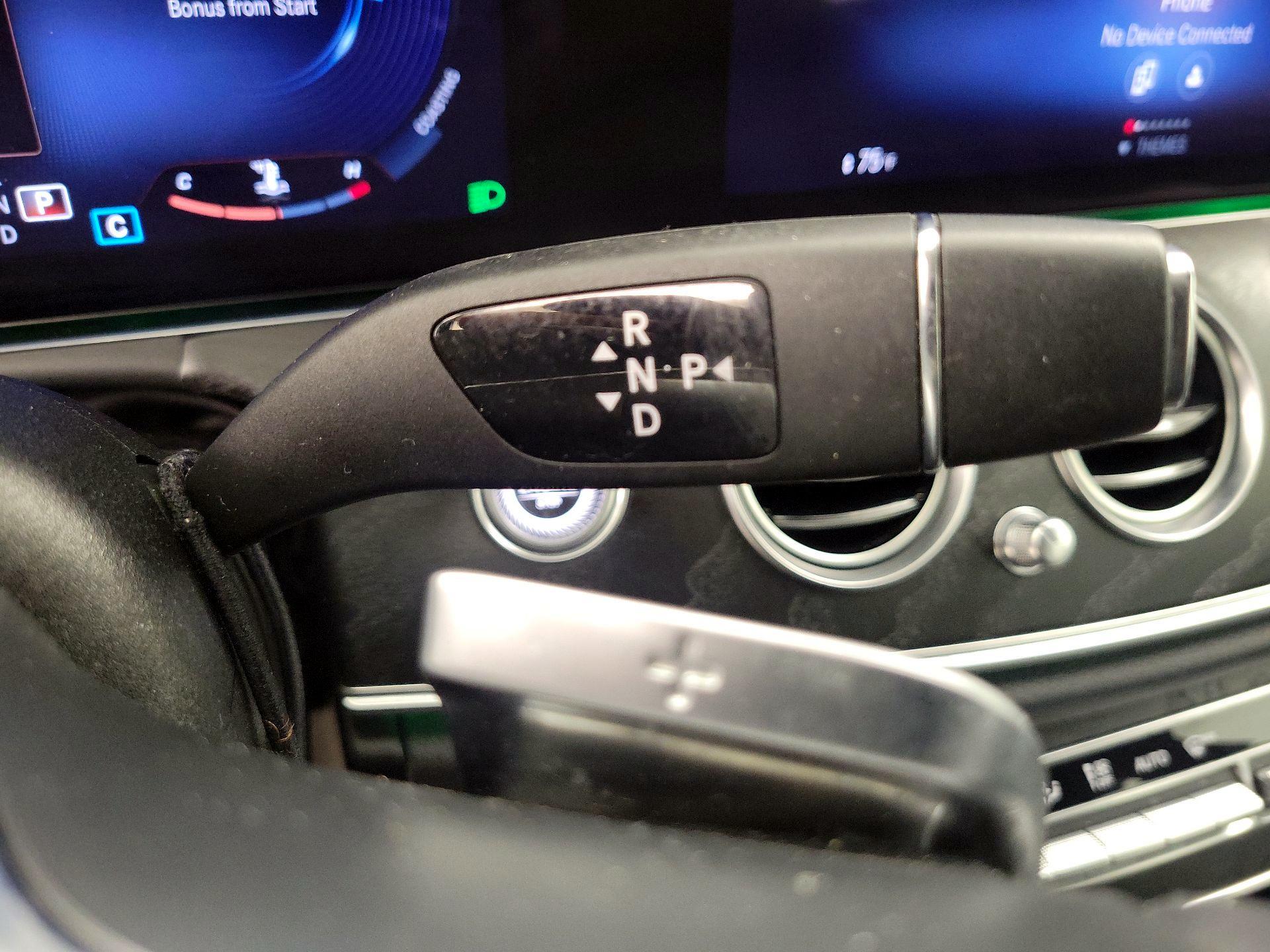 Thumbnail: 2022 Mercedes-Benz E-Class - 17