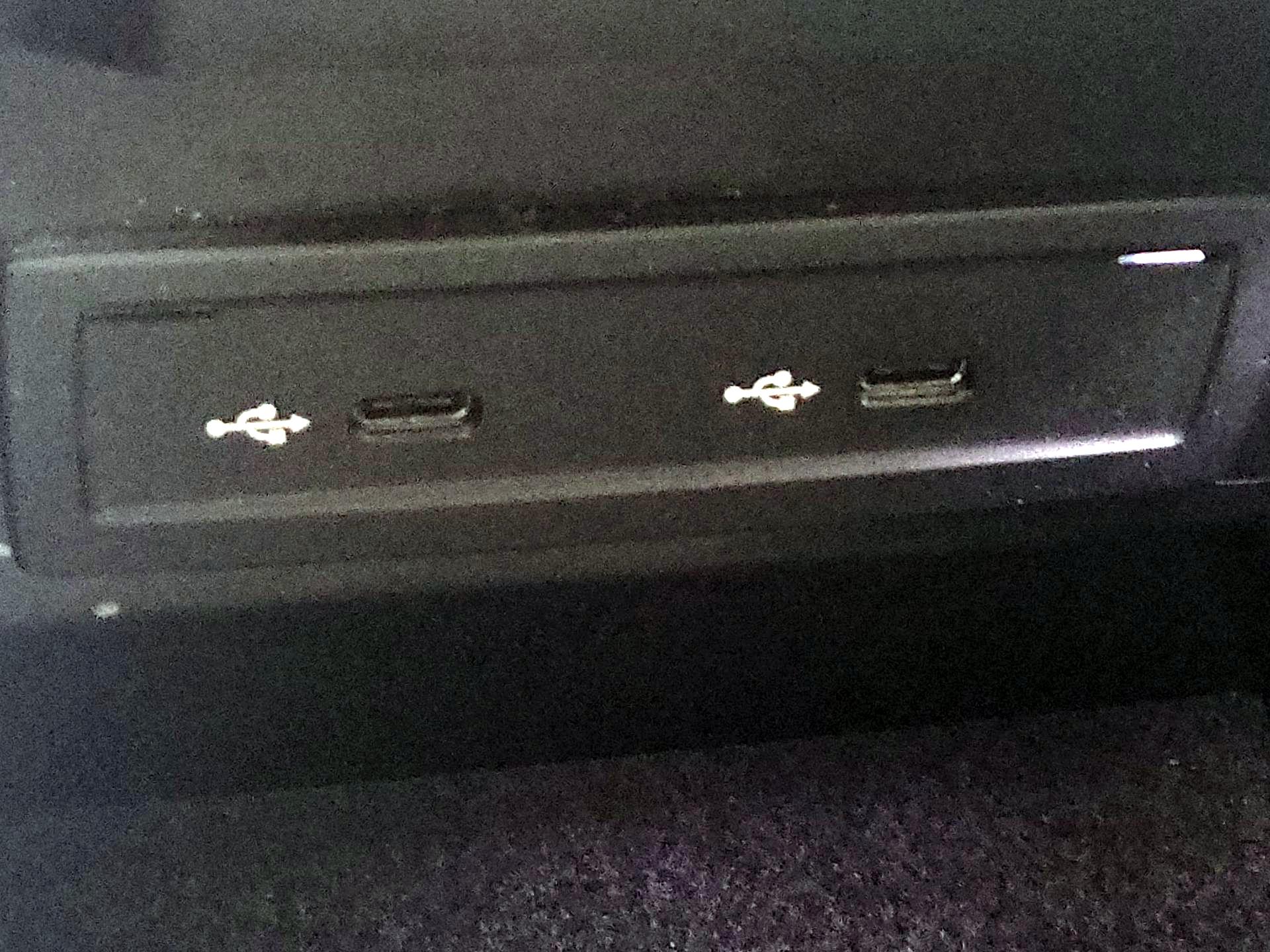 Thumbnail: 2022 Mercedes-Benz E-Class - 18