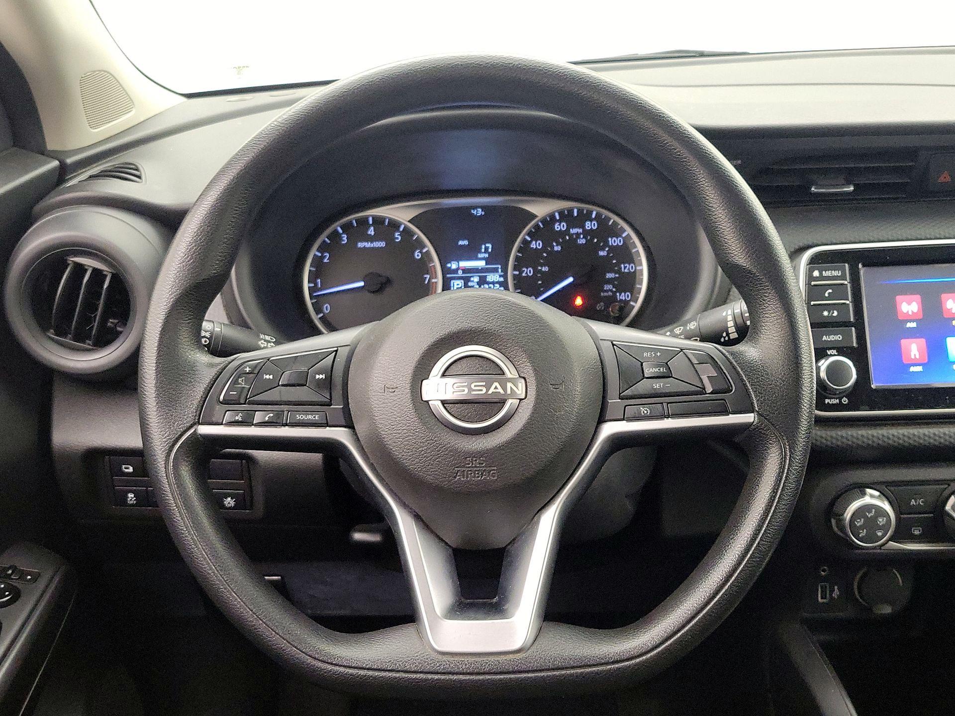 Thumbnail: 2022 Nissan Kicks - 10