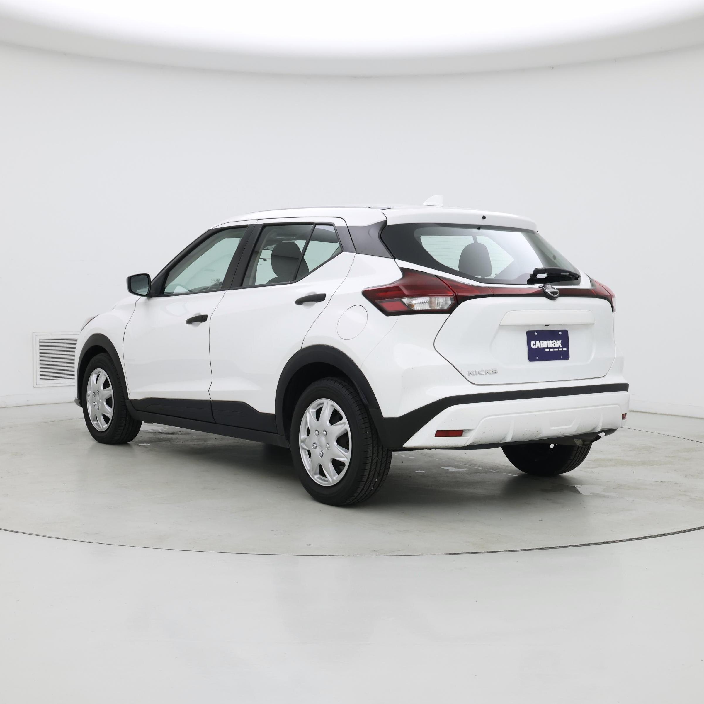 Thumbnail: 2022 Nissan Kicks - 2