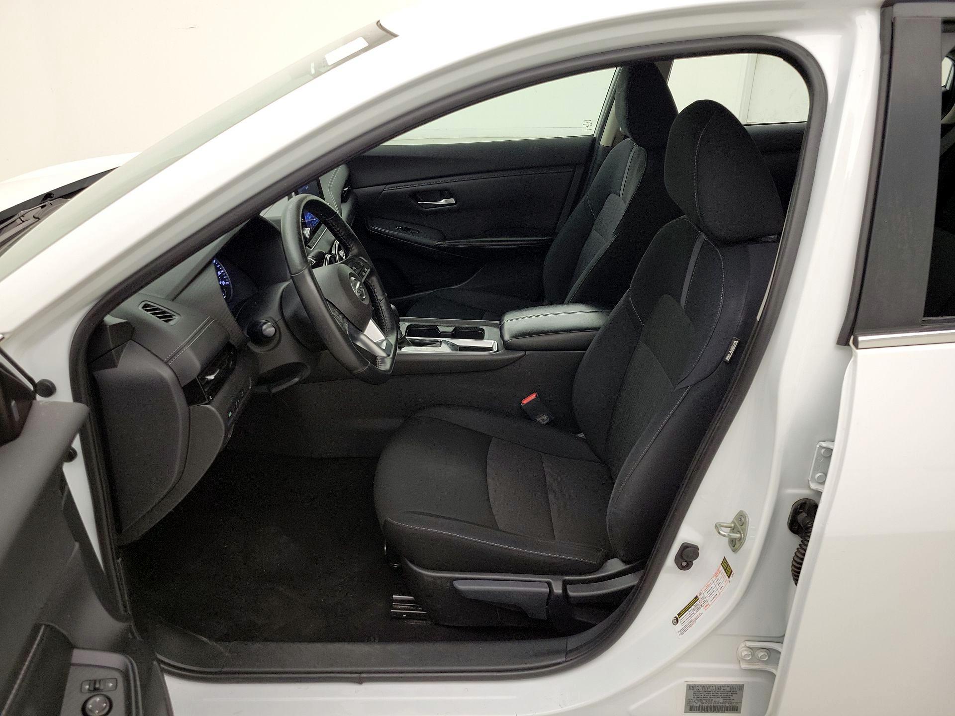 Thumbnail: 2023 Nissan Sentra - 11