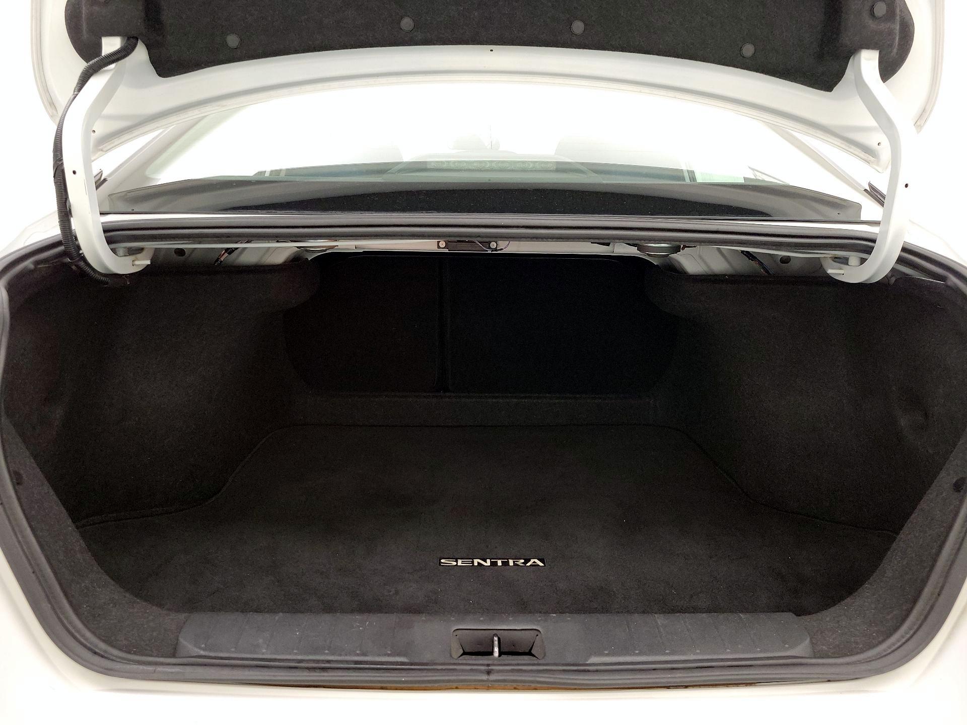 Thumbnail: 2023 Nissan Sentra - 20