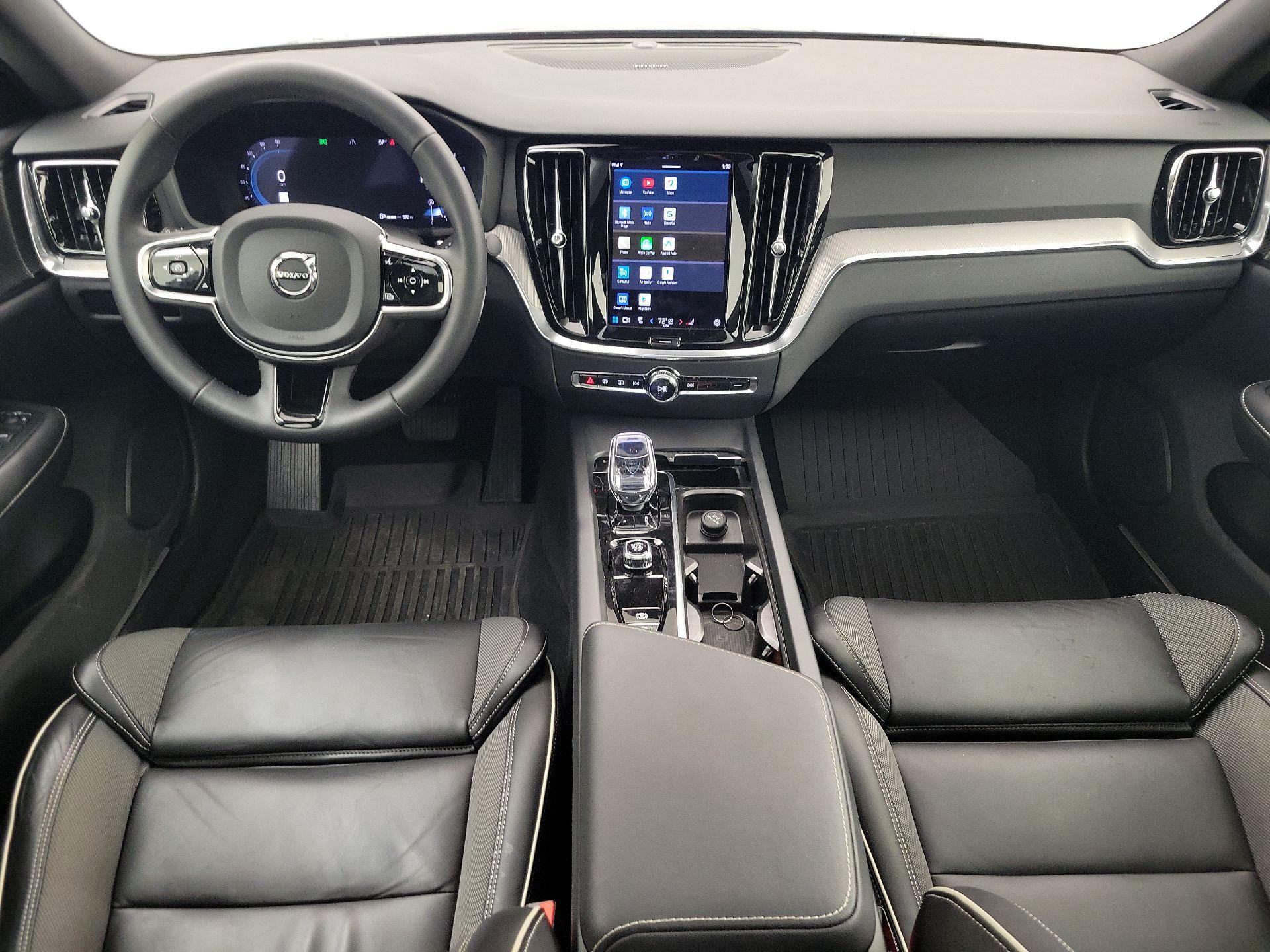 Thumbnail: 2024 Volvo S60 - 9