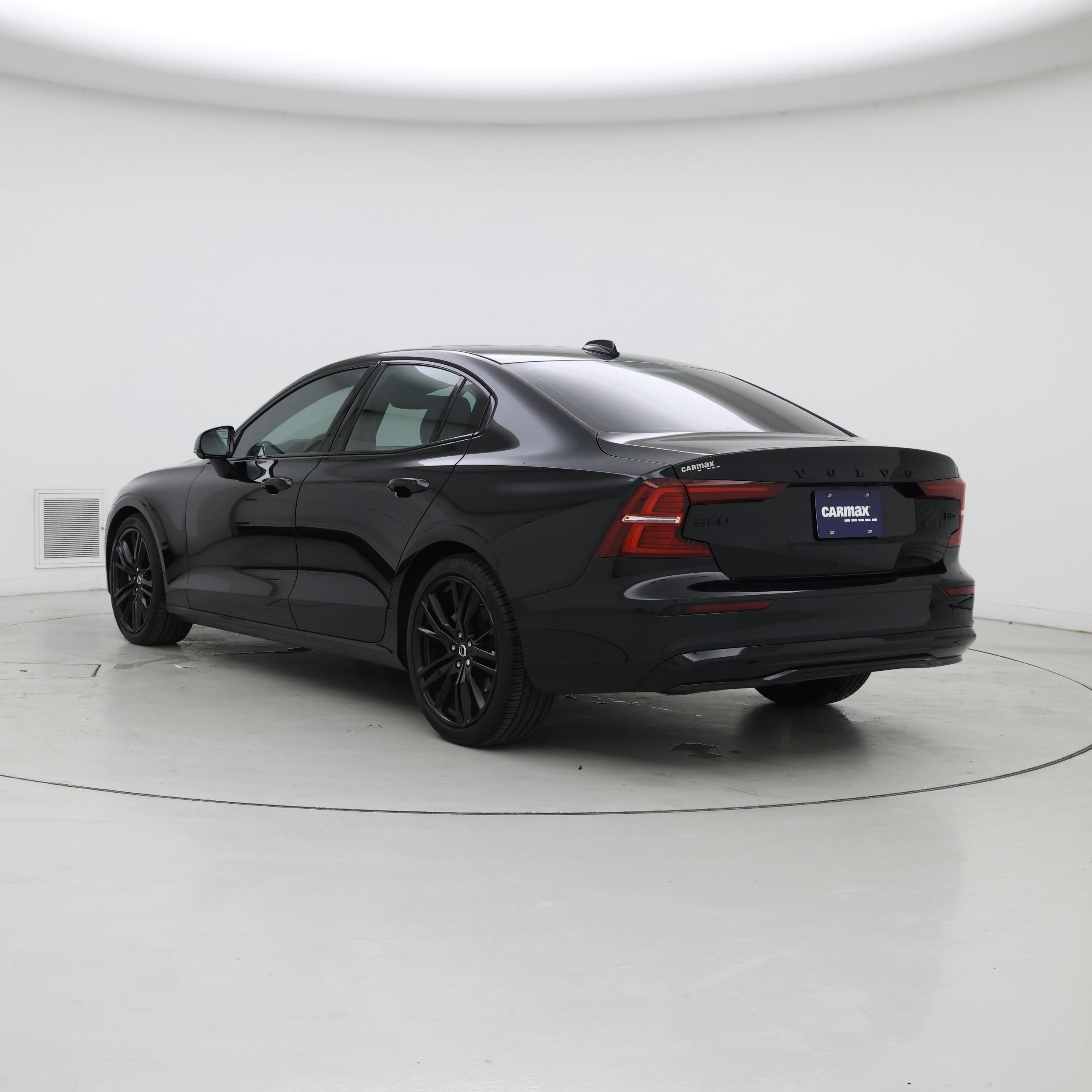 Thumbnail: 2024 Volvo S60 - 2