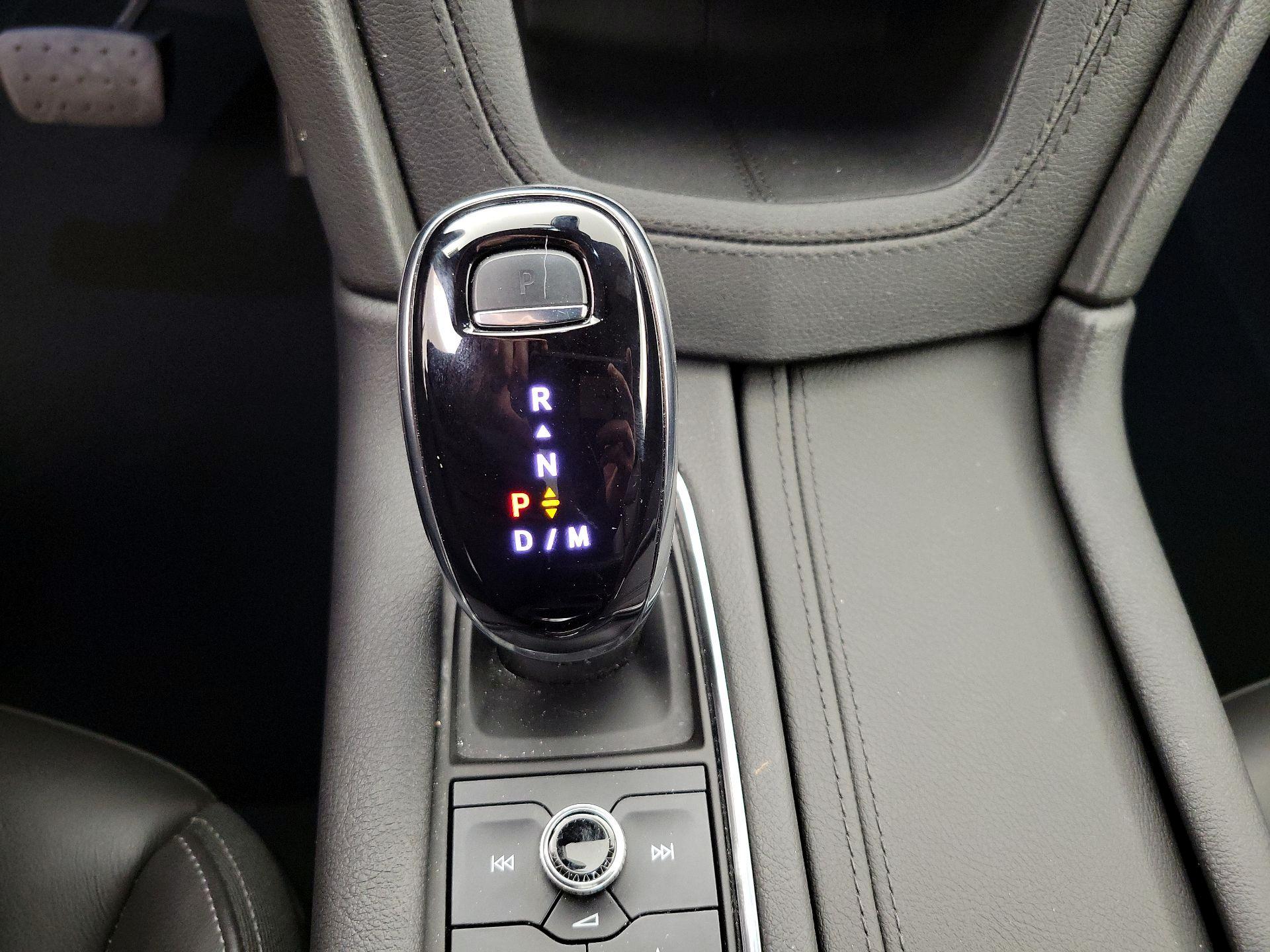 Thumbnail: 2025 Cadillac XT6 - 18