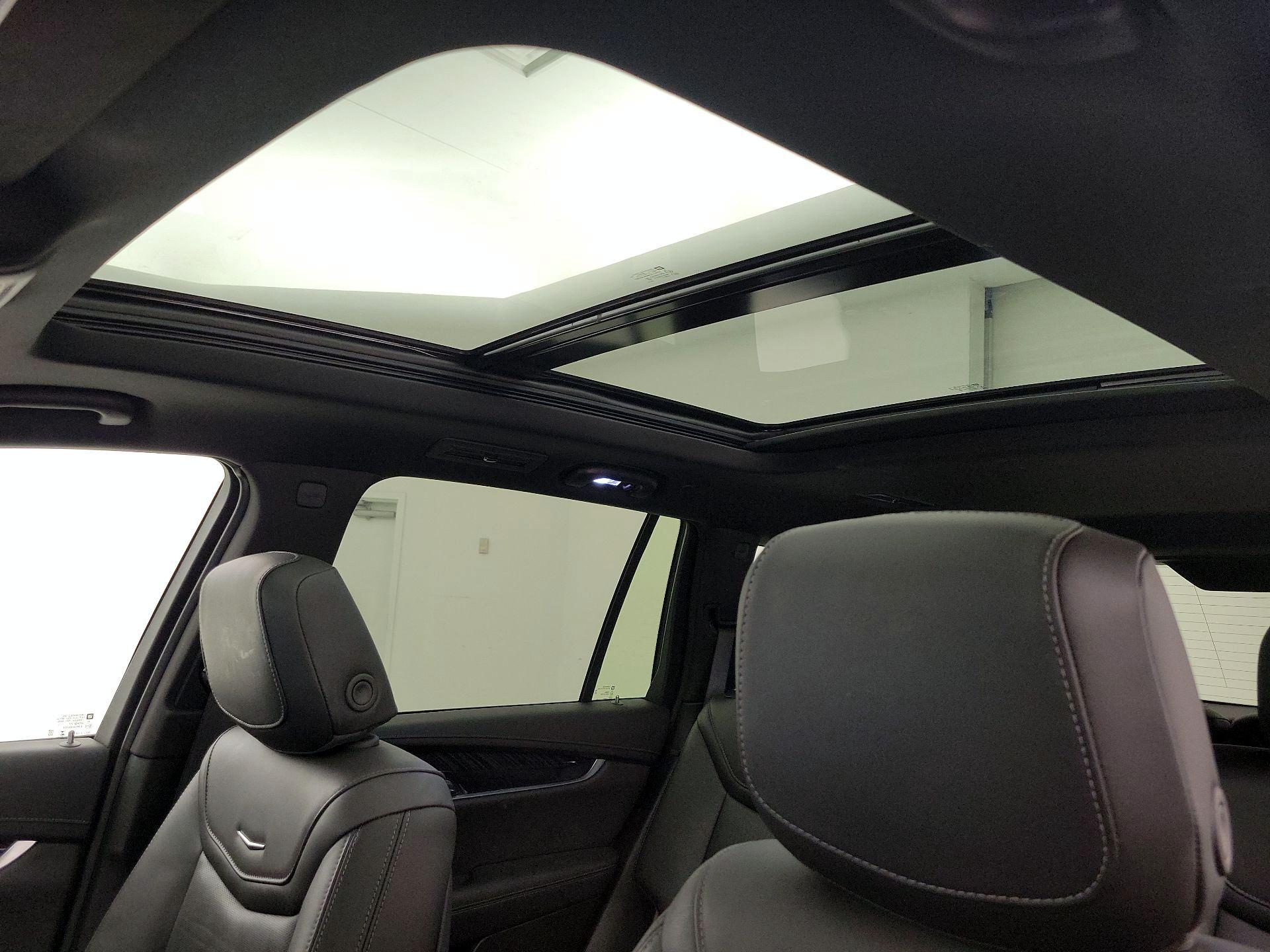 Thumbnail: 2025 Cadillac XT6 - 20