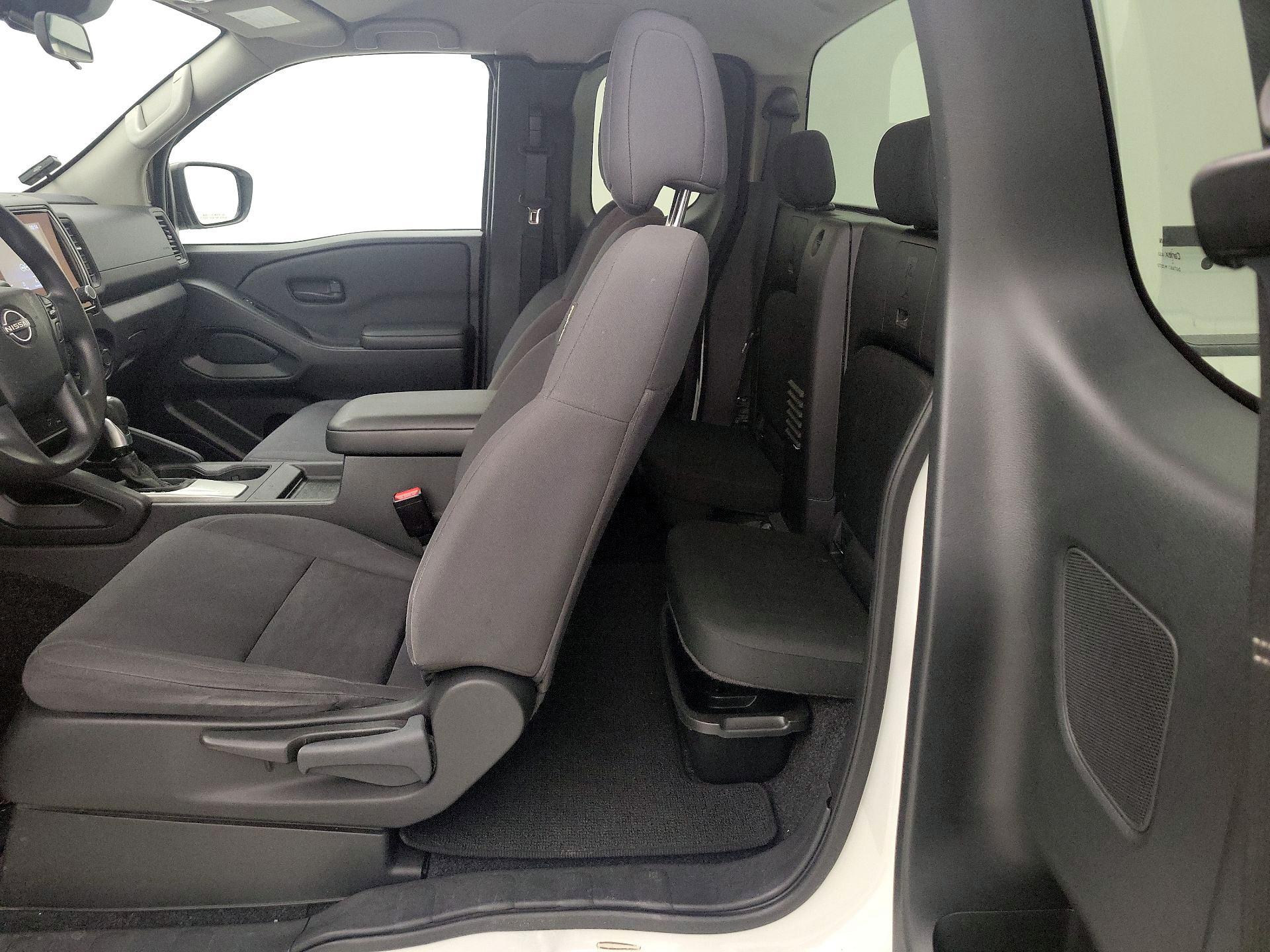 Thumbnail: 2023 Nissan Frontier - 19