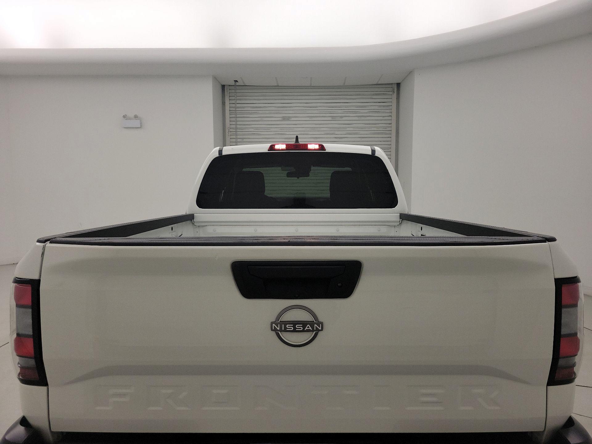 Thumbnail: 2023 Nissan Frontier - 20