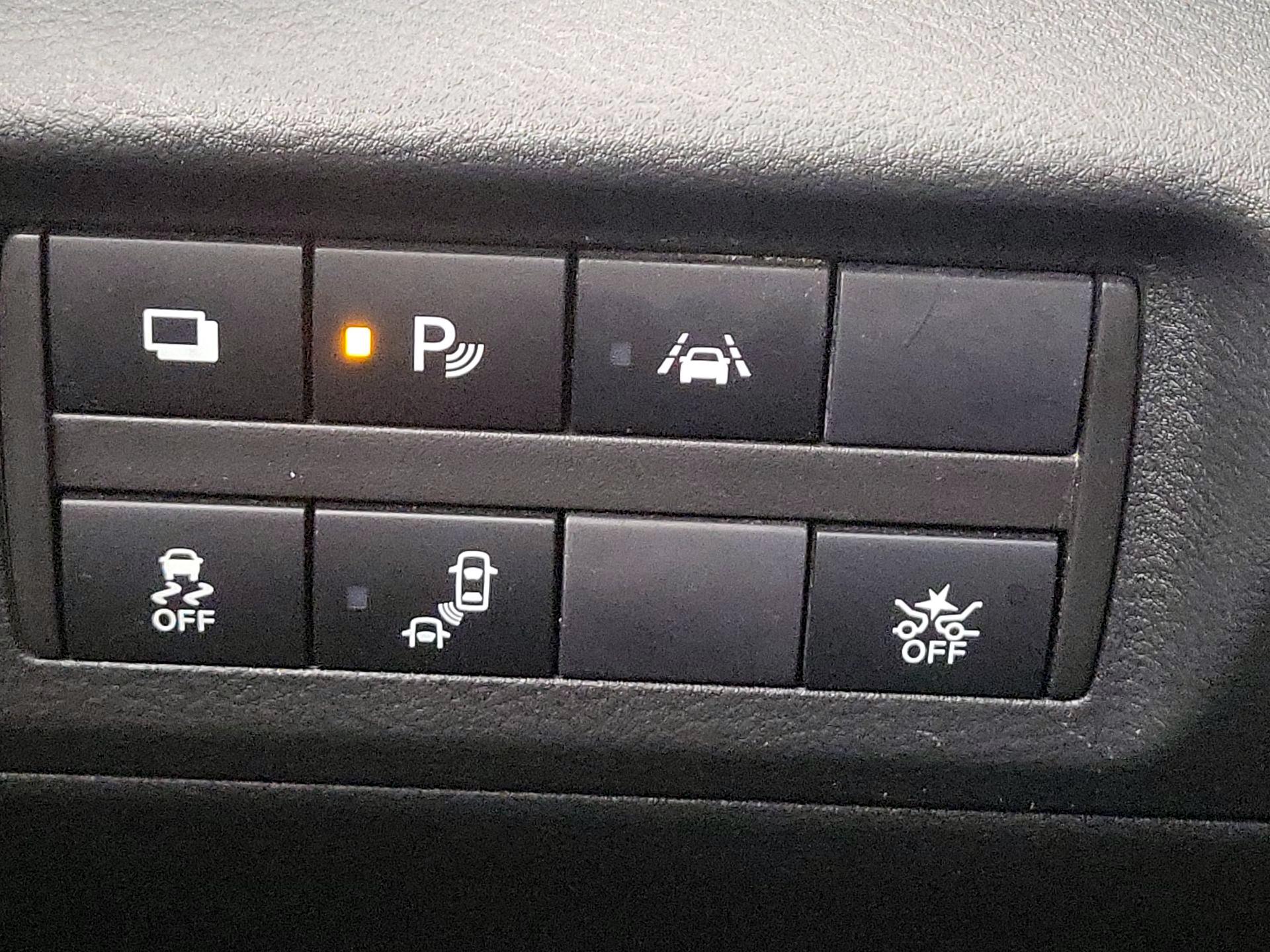 Thumbnail: 2023 Nissan Kicks - 13