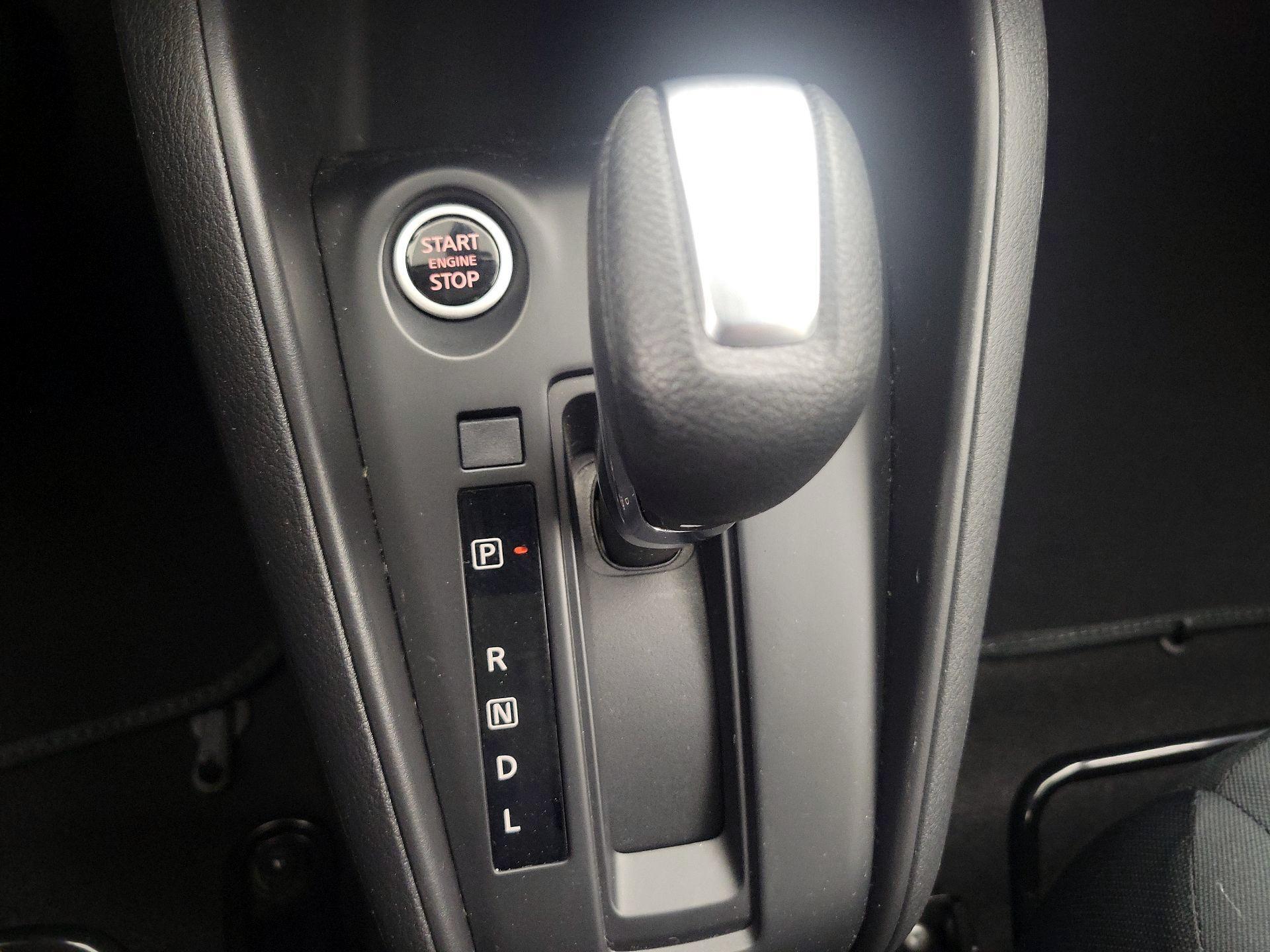 Thumbnail: 2023 Nissan Kicks - 17