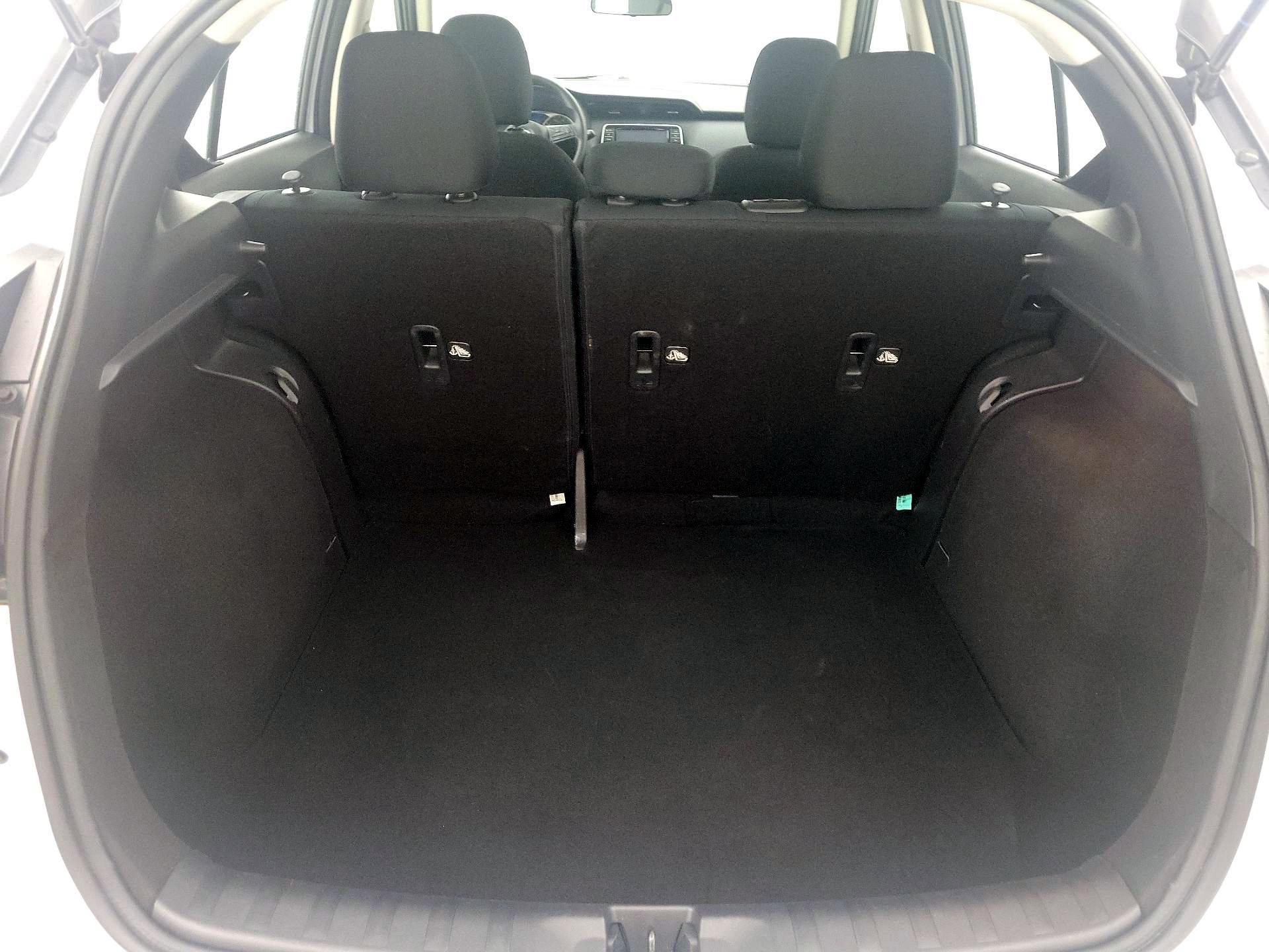 Thumbnail: 2023 Nissan Kicks - 20