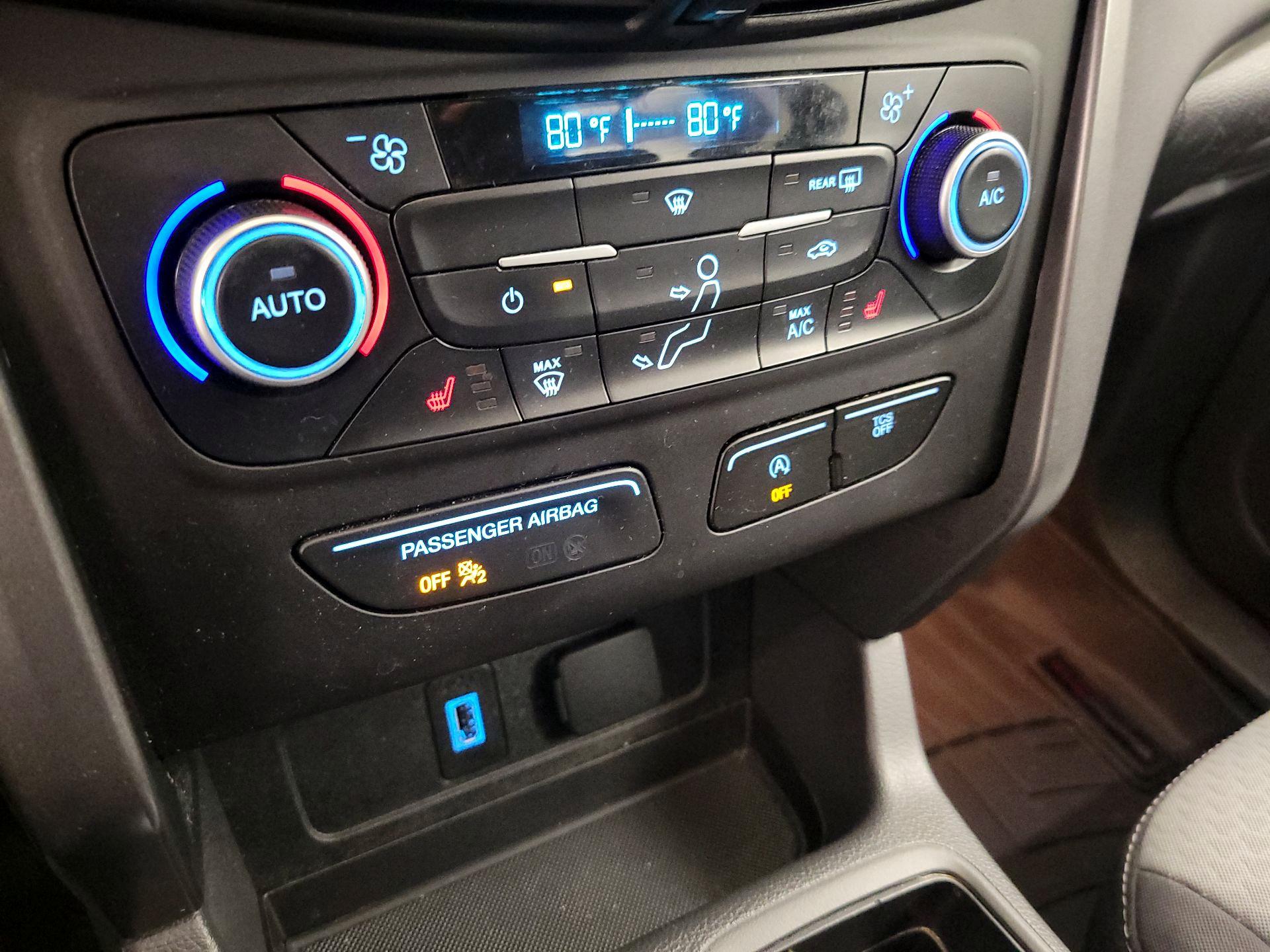 Thumbnail: 2018 Ford Escape - 16