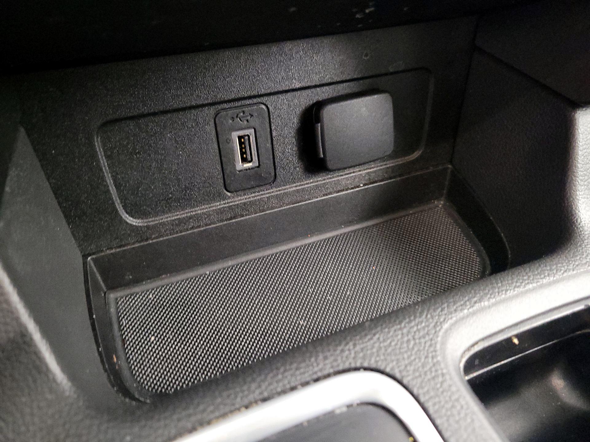 Thumbnail: 2018 Ford Escape - 18