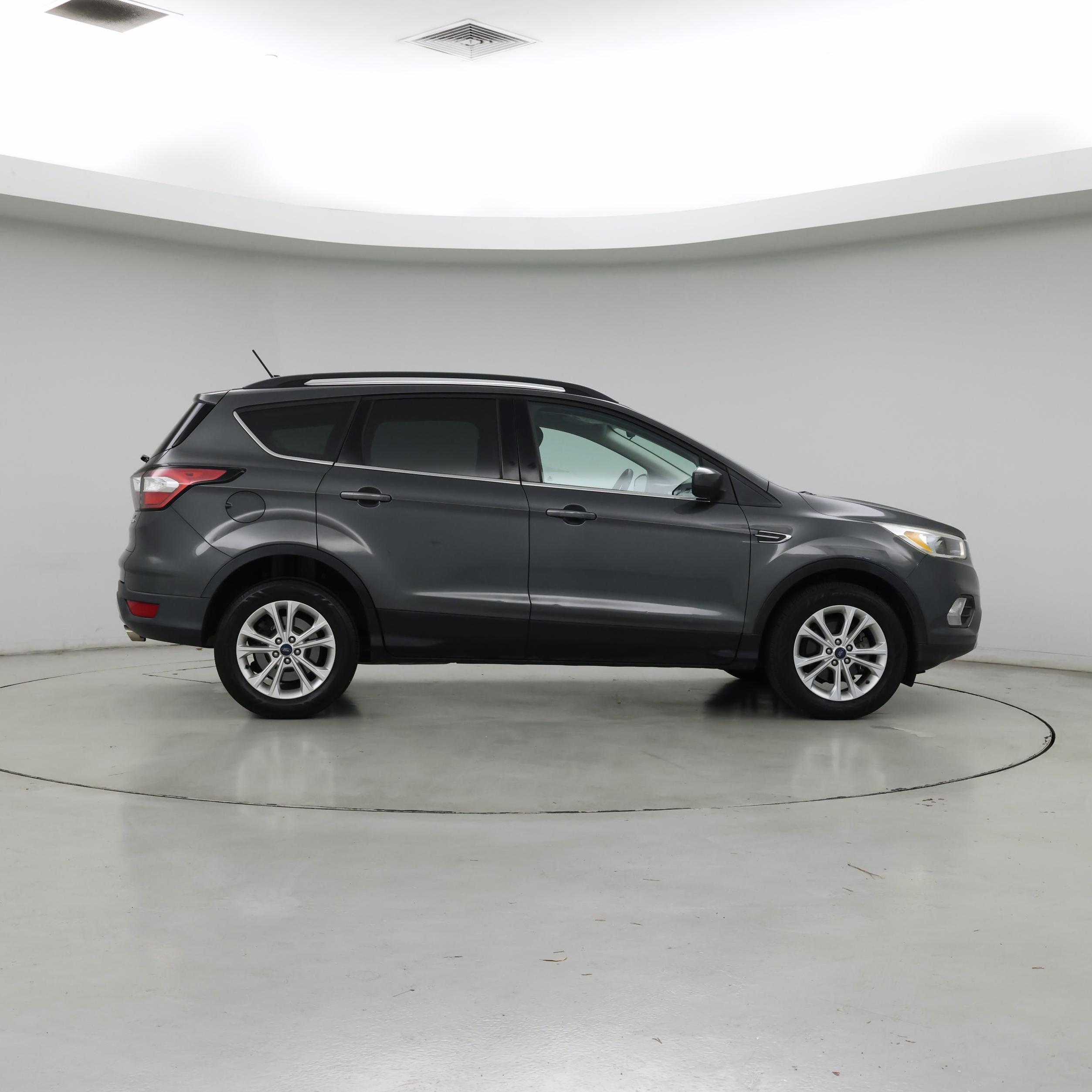 Thumbnail: 2018 Ford Escape - 7