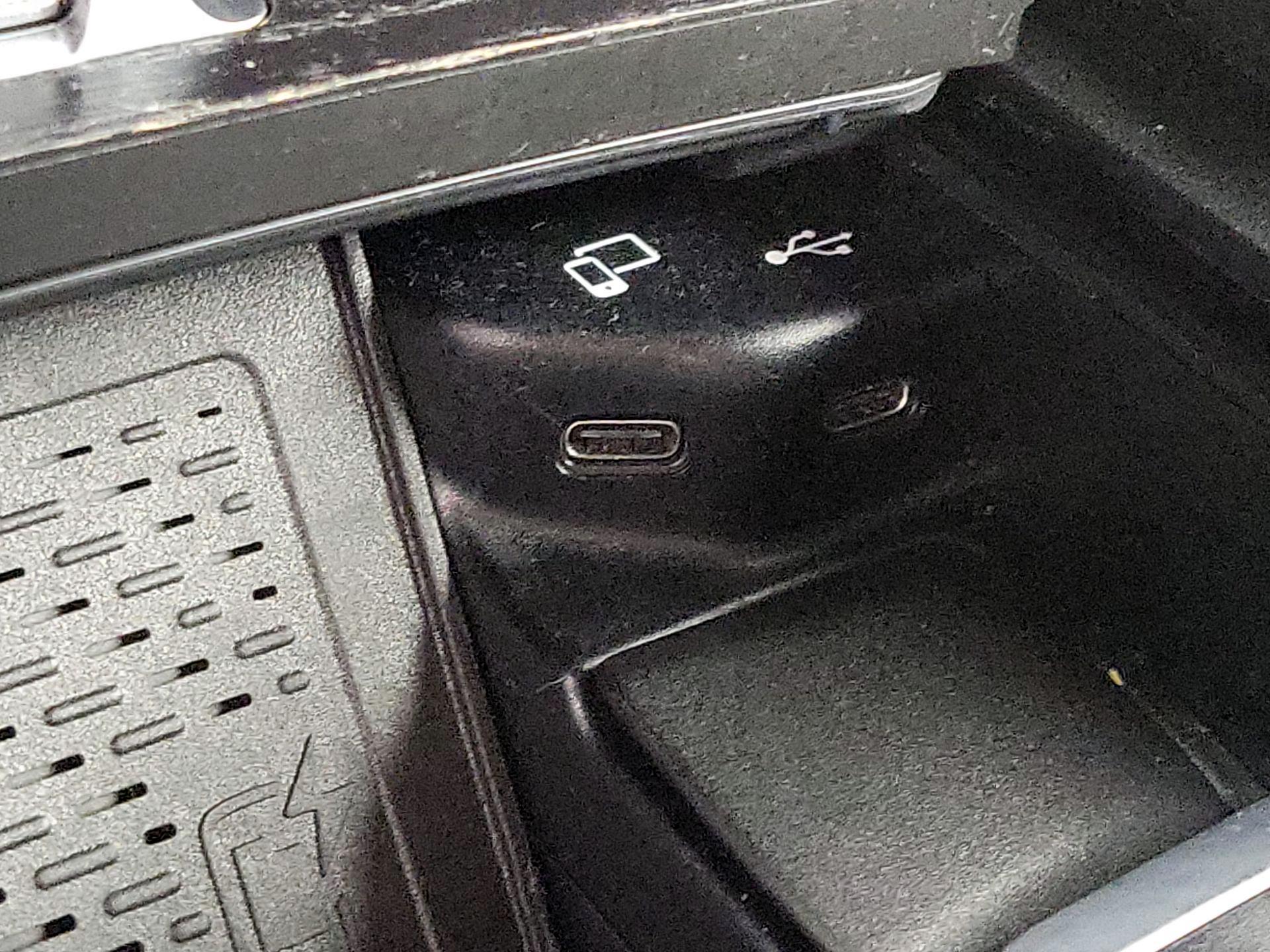 Thumbnail: 2021 Mercedes-Benz GLE - 19