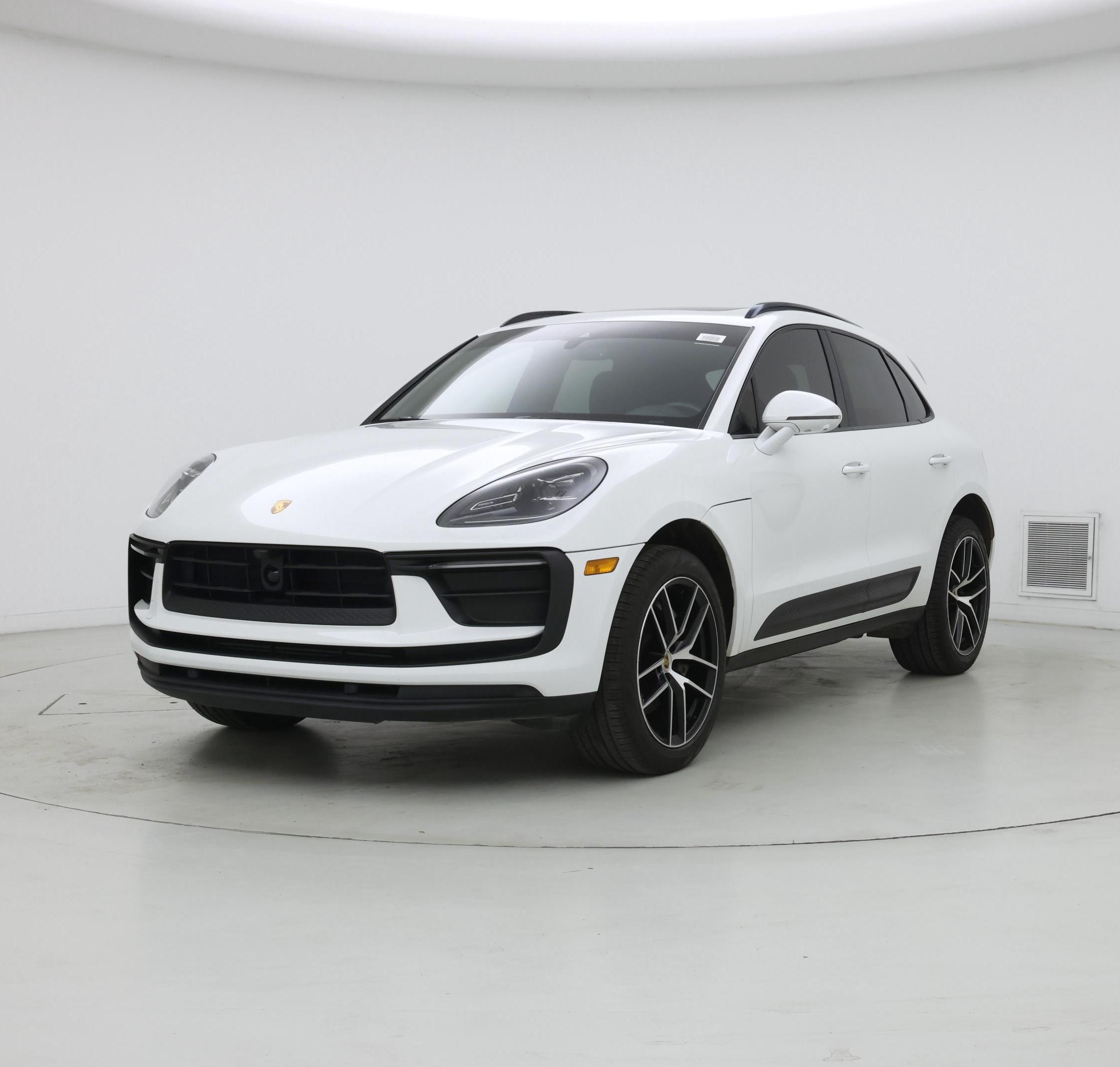 Thumbnail: 2023 Porsche Macan - 4