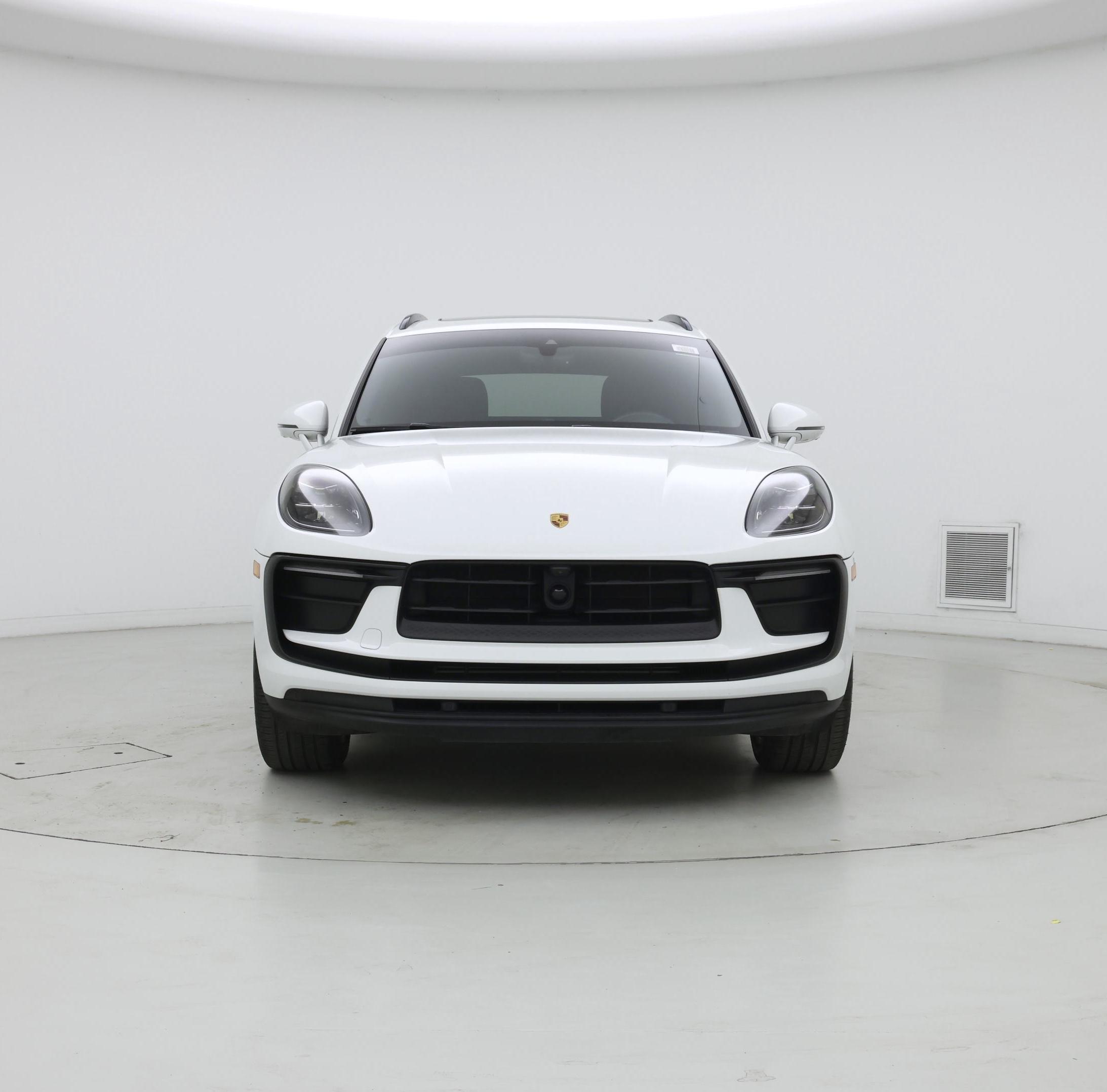 Thumbnail: 2023 Porsche Macan - 5