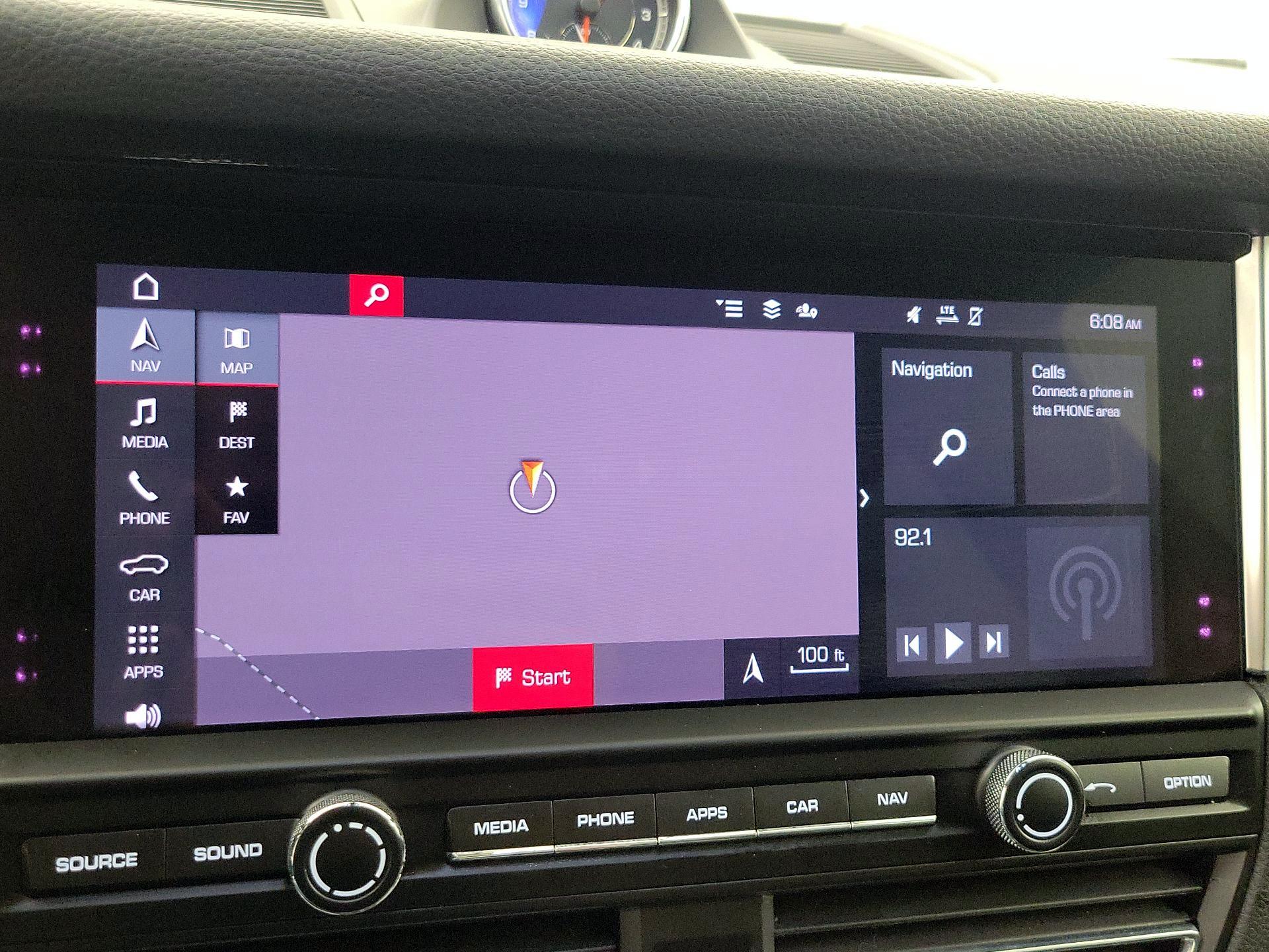 Thumbnail: 2021 Porsche Macan - 14