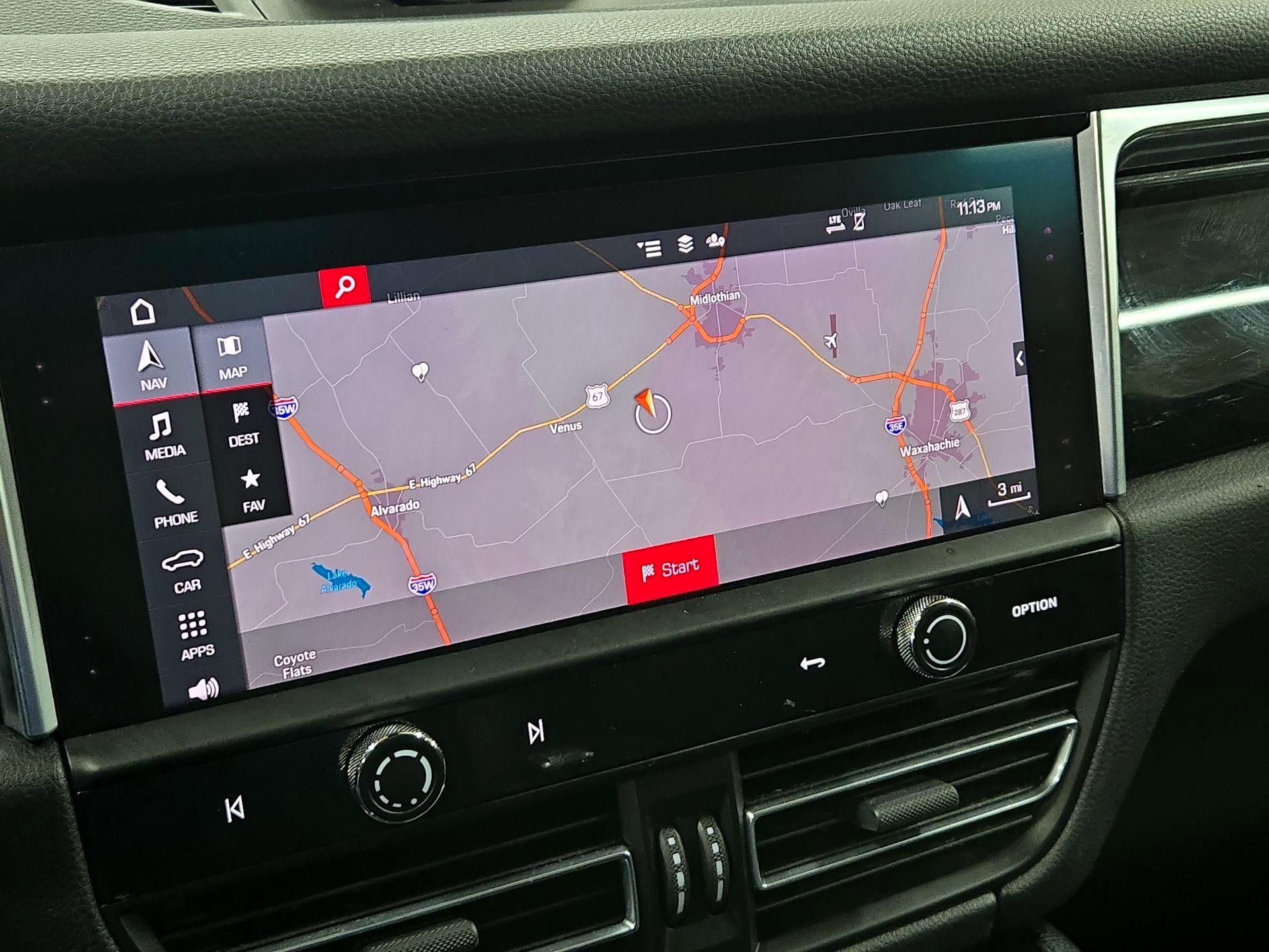 Thumbnail: 2022 Porsche Macan - 14