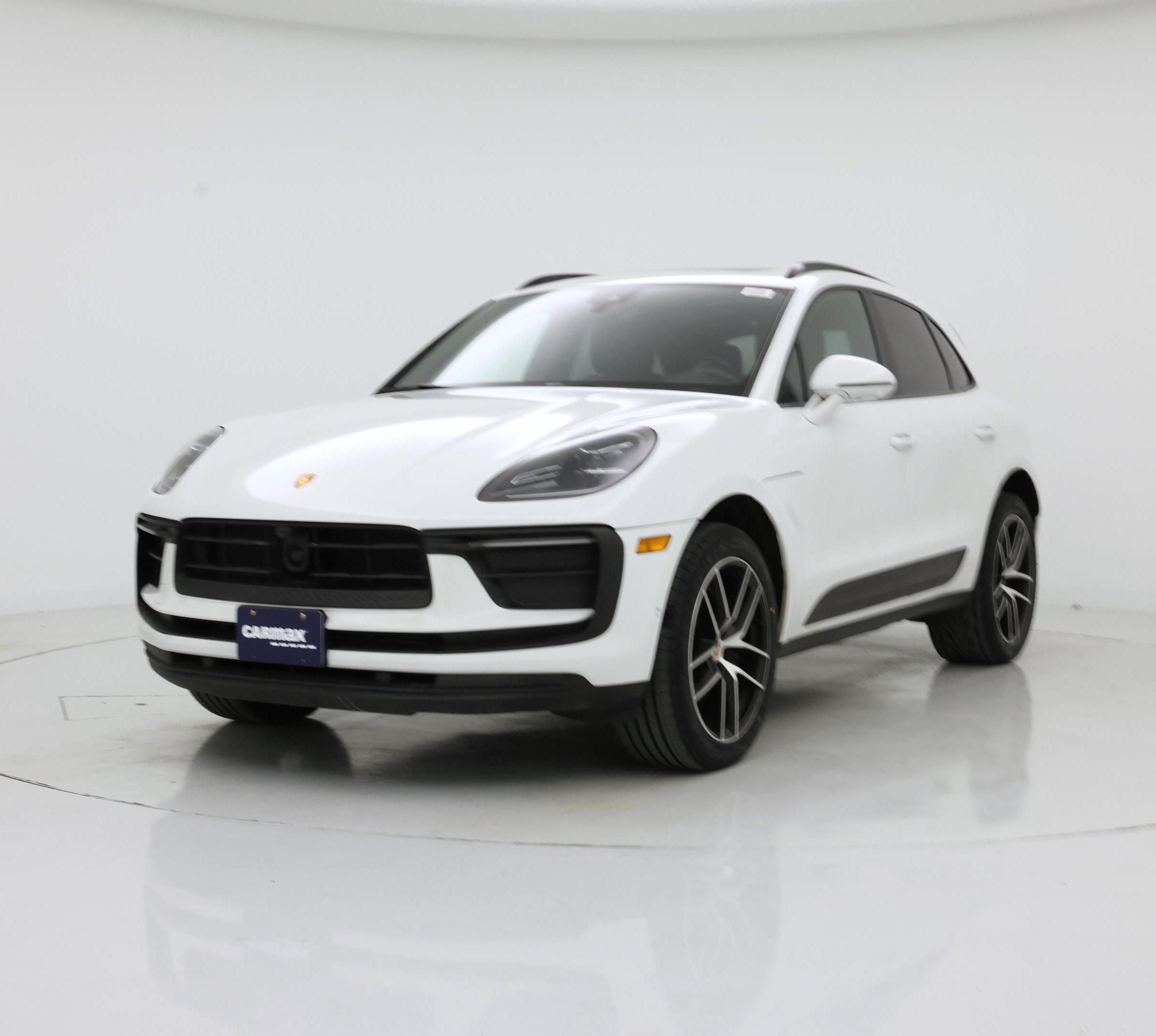 Thumbnail: 2022 Porsche Macan - 4