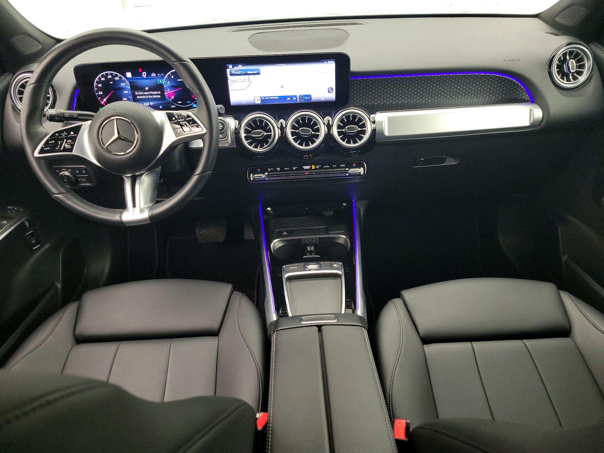 Thumbnail: 2024 Mercedes-Benz GLB - 9