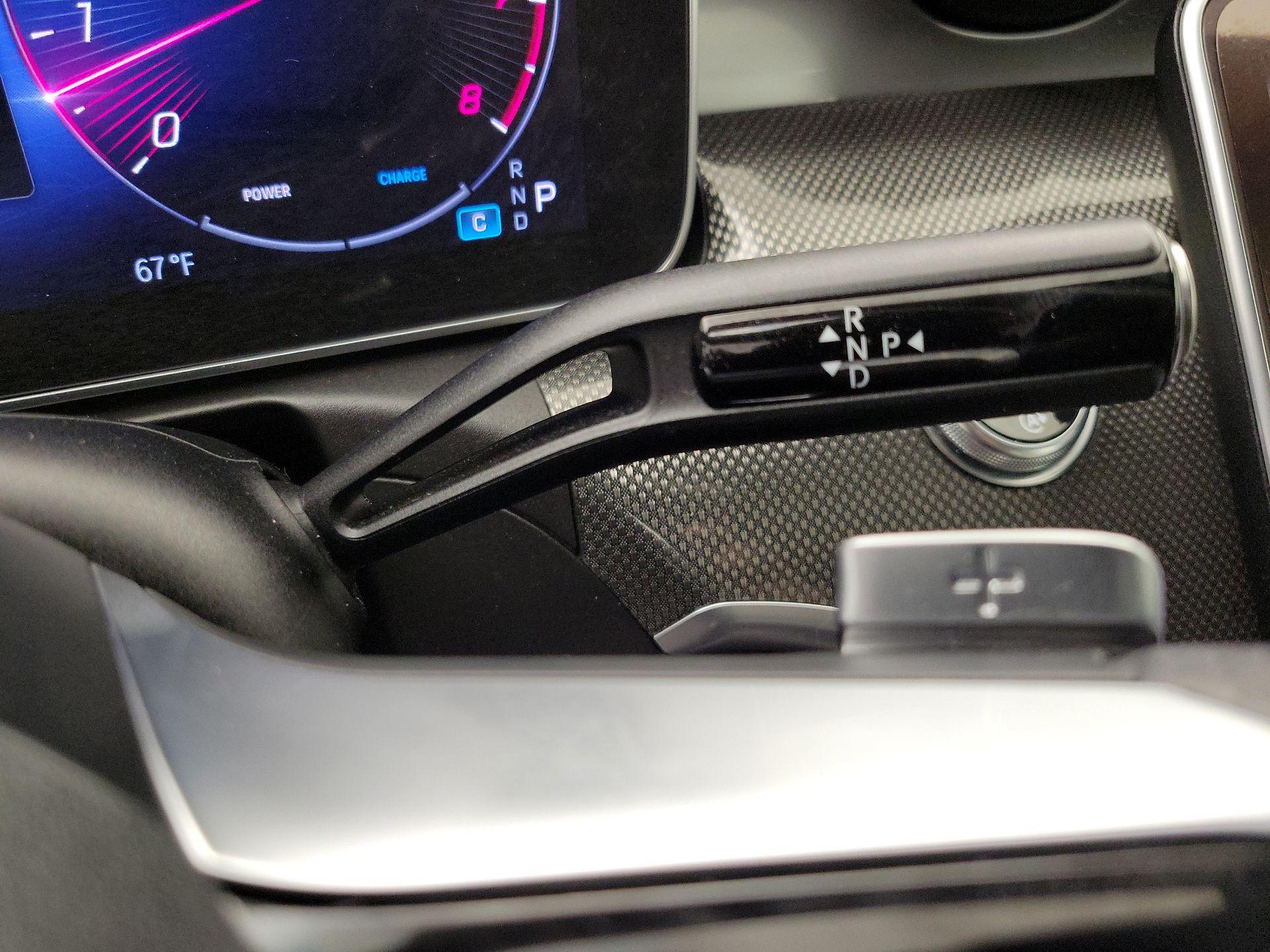 Thumbnail: 2022 Mercedes-Benz C-Class - 18