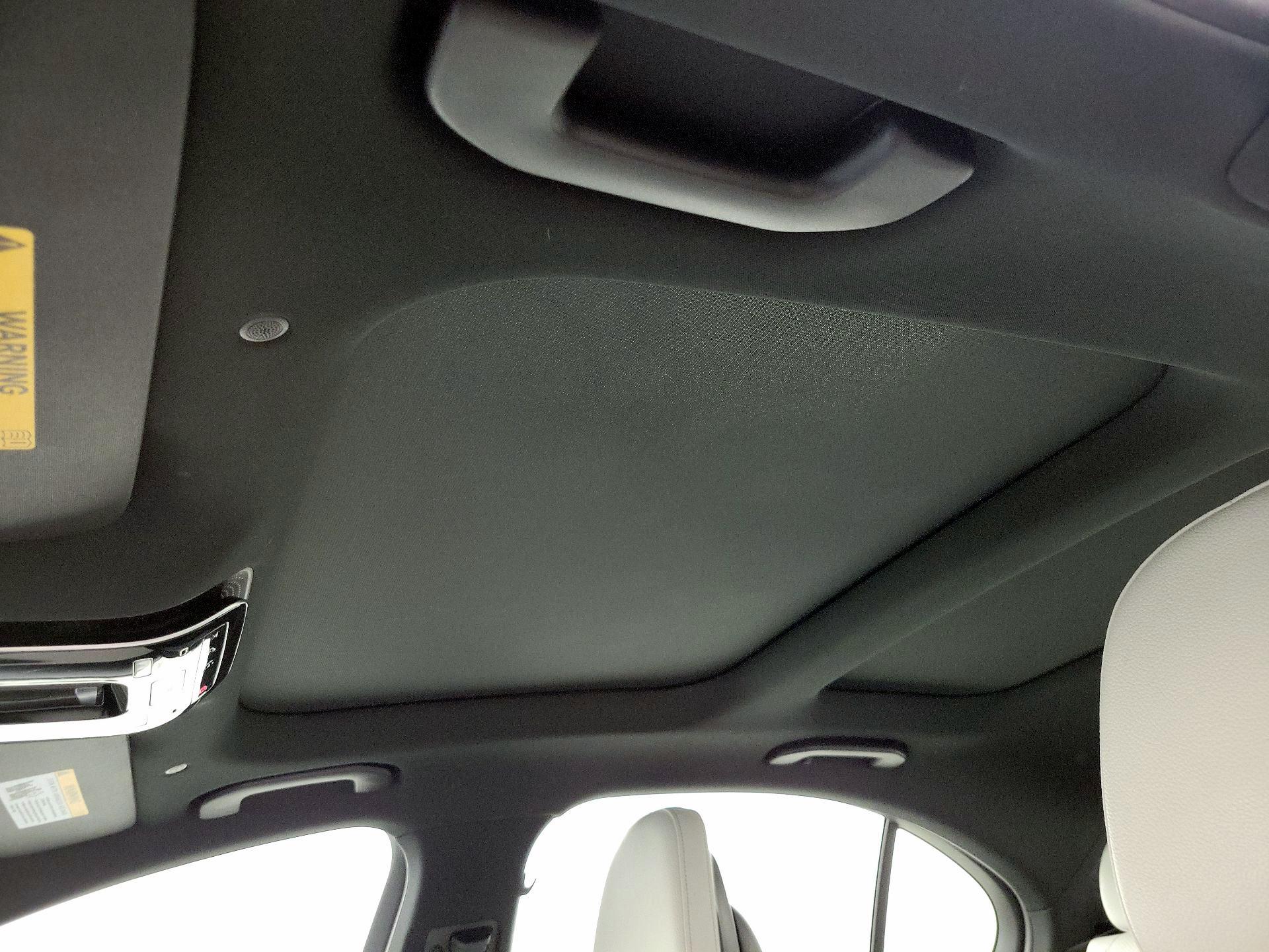 Thumbnail: 2022 Mercedes-Benz C-Class - 20