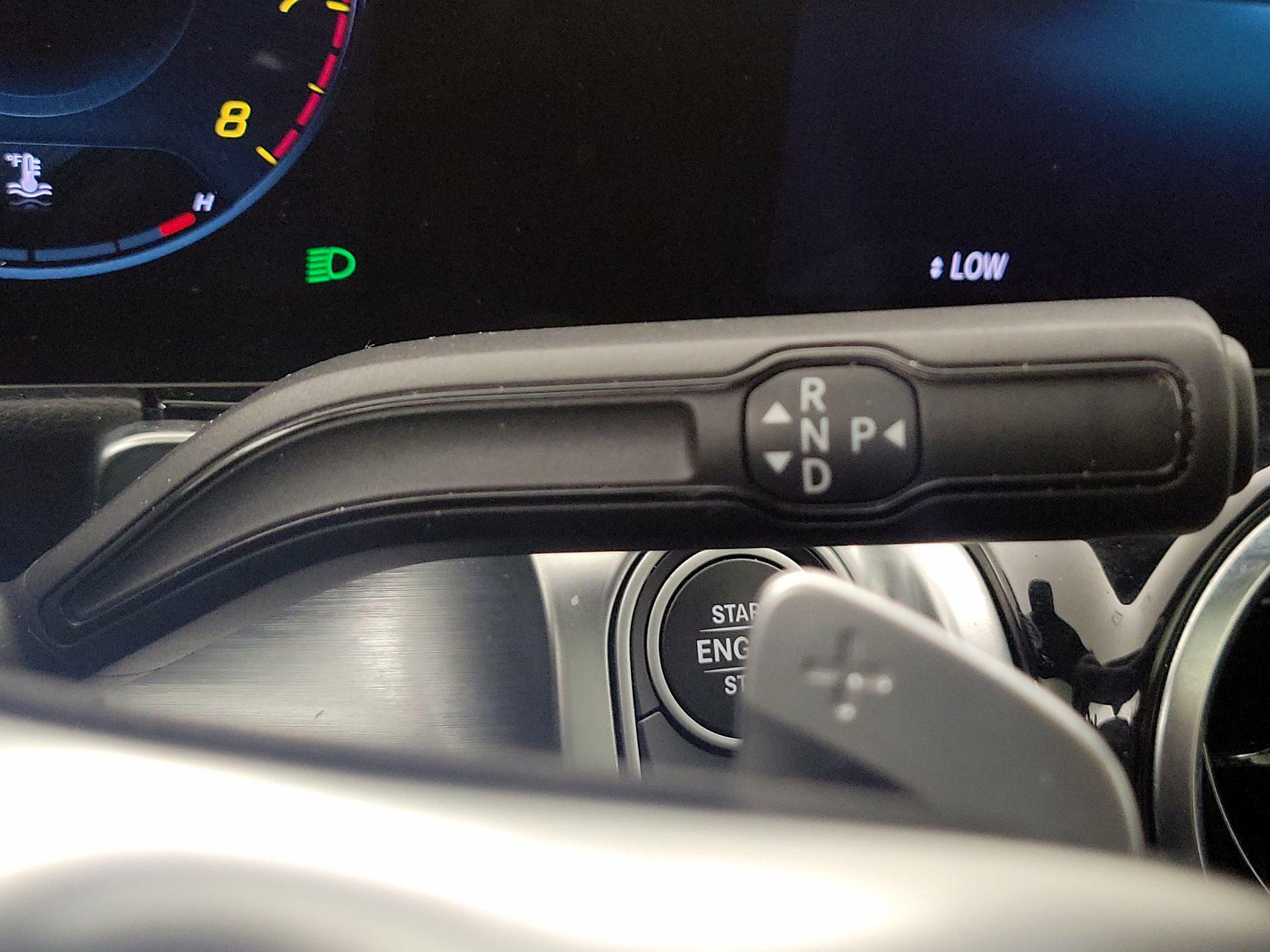 Thumbnail: 2023 Mercedes-Benz GLB - 17