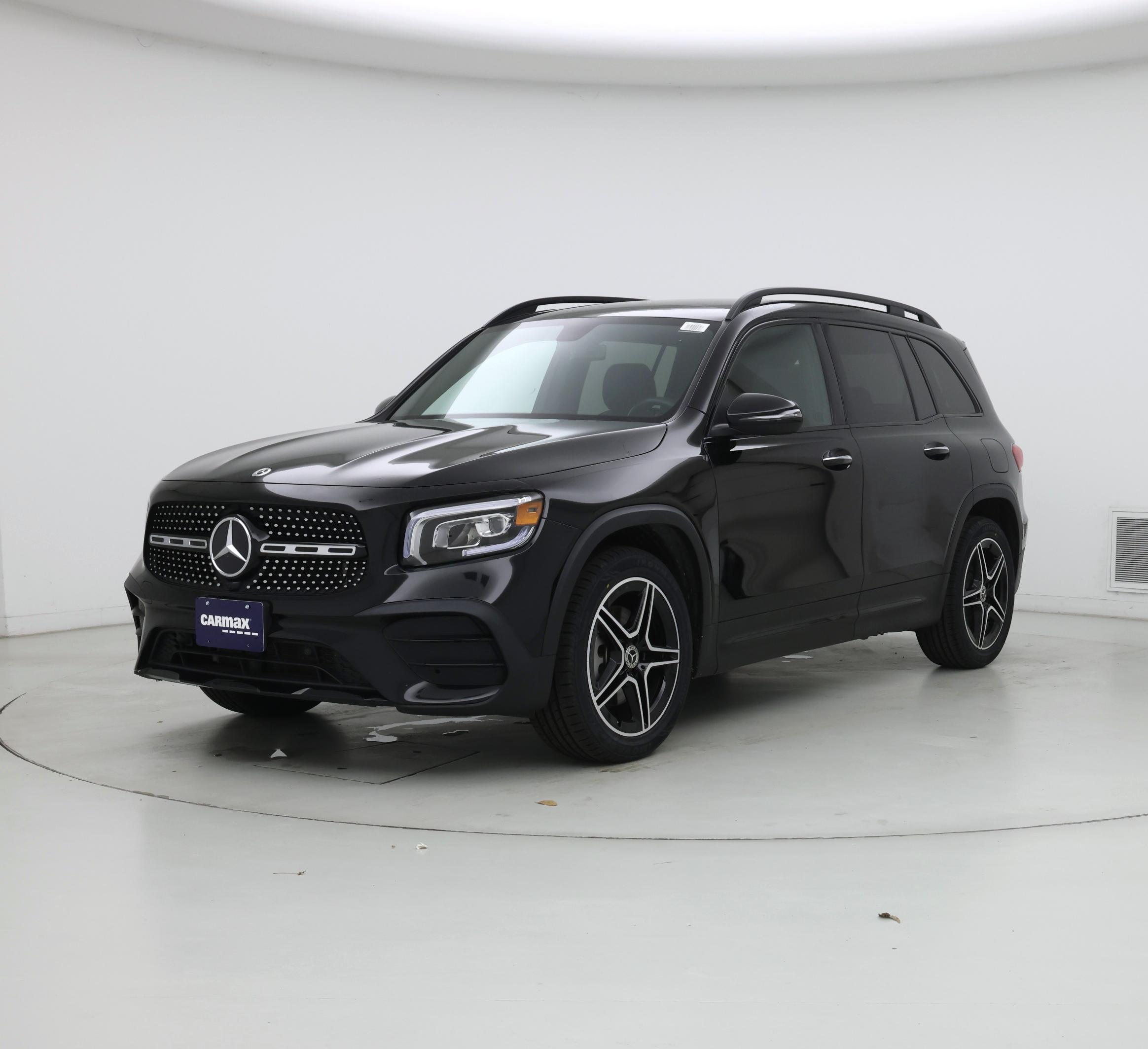 Thumbnail: 2023 Mercedes-Benz GLB - 4