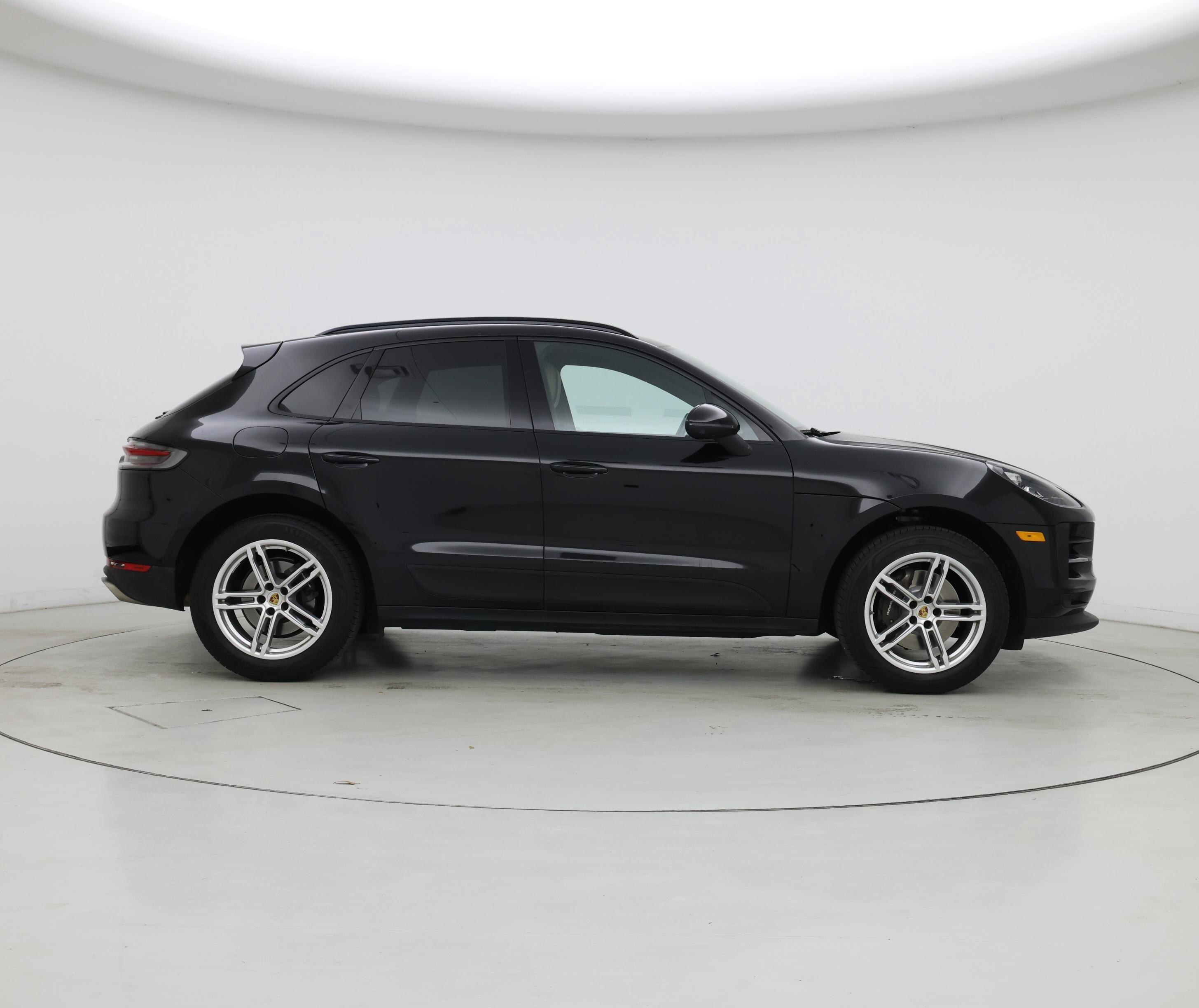 Thumbnail: 2021 Porsche Macan - 7