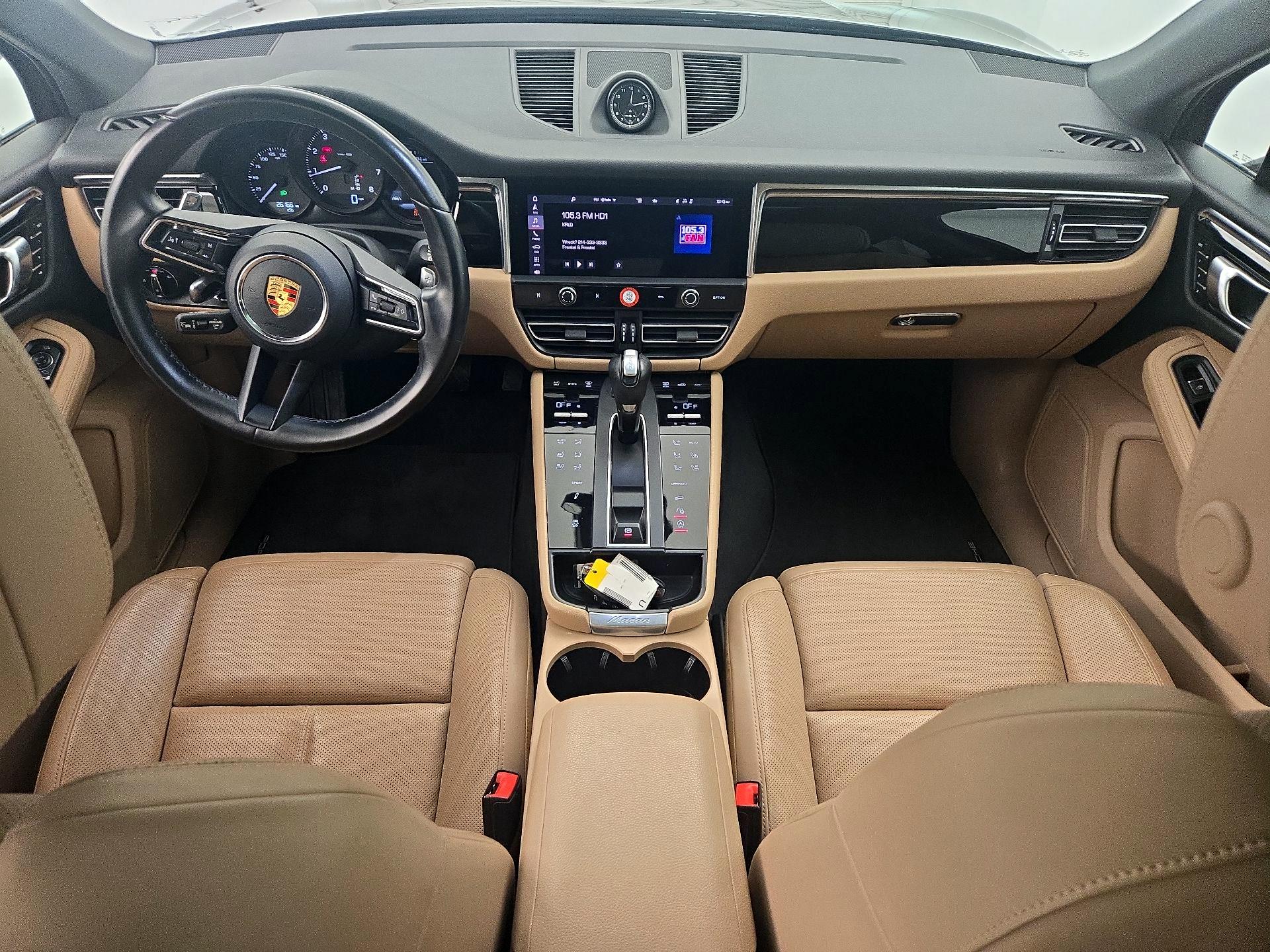 Thumbnail: 2023 Porsche Macan - 9