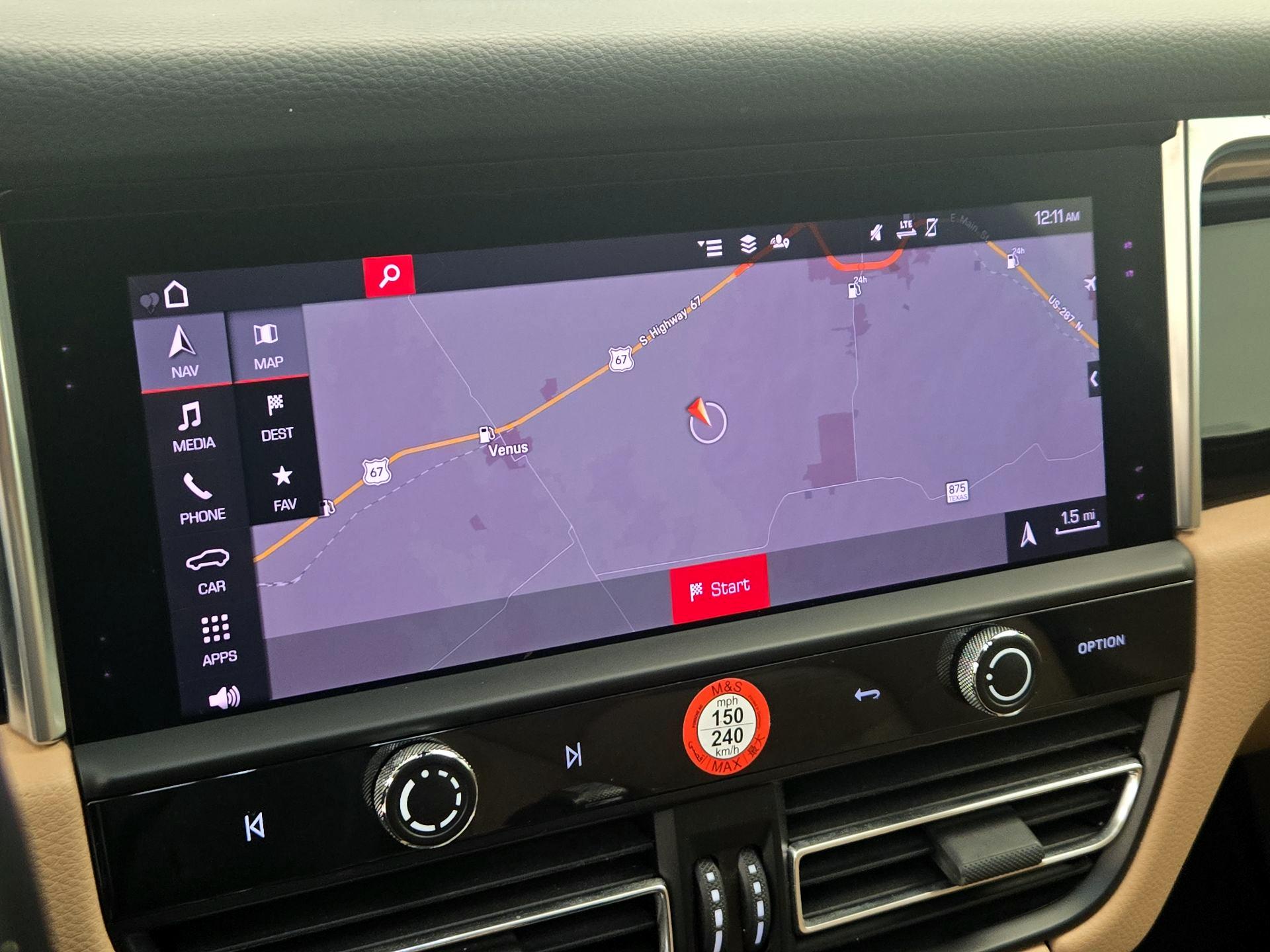 Thumbnail: 2023 Porsche Macan - 14