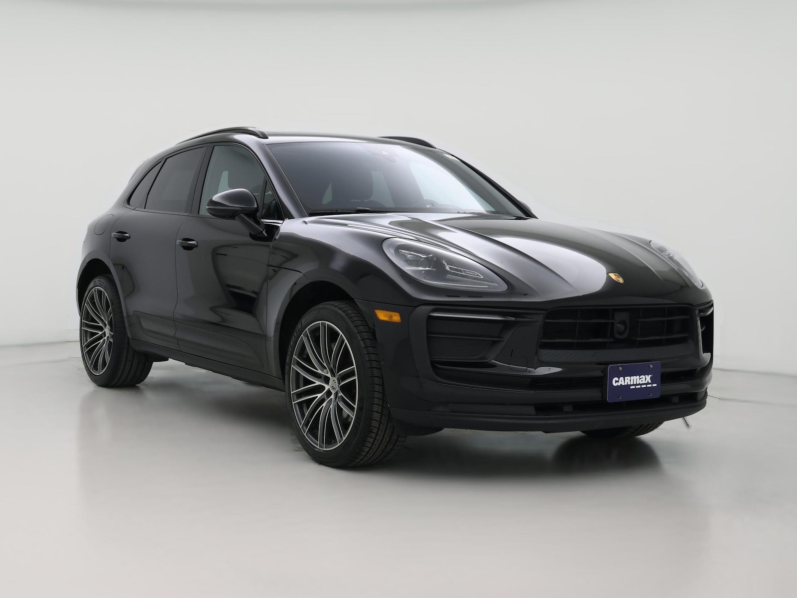 2023 Porsche Macan T