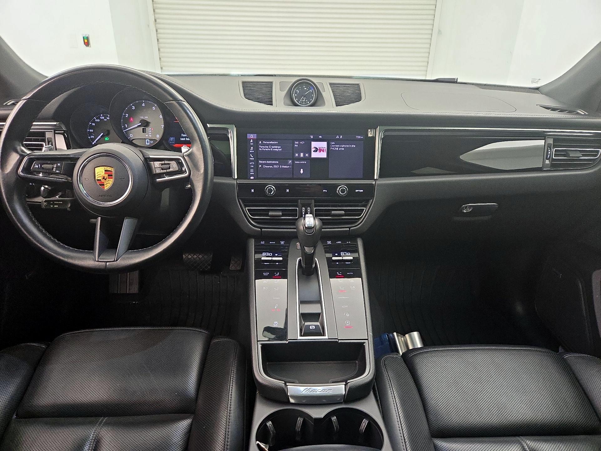 Thumbnail: 2022 Porsche Macan - 9