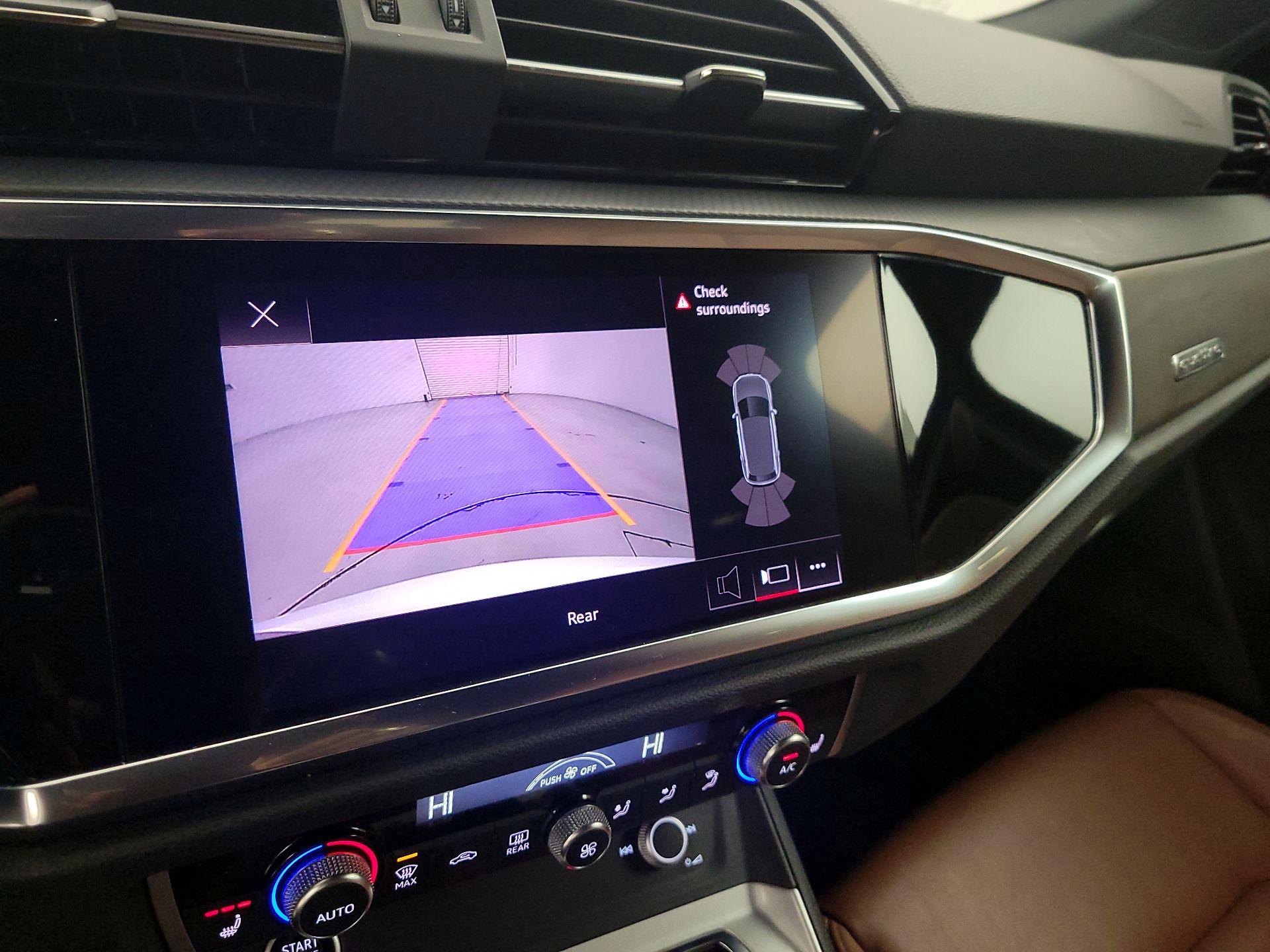 Thumbnail: 2022 Audi Q3 - 14