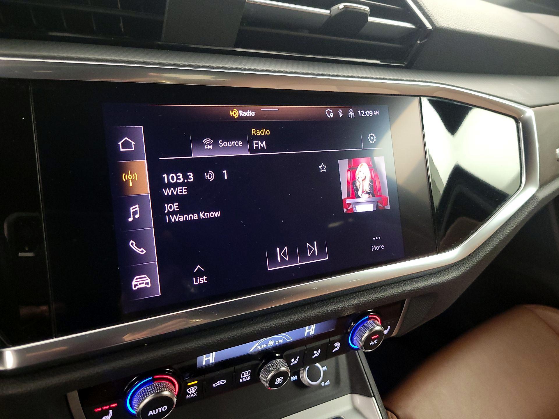 Thumbnail: 2022 Audi Q3 - 15