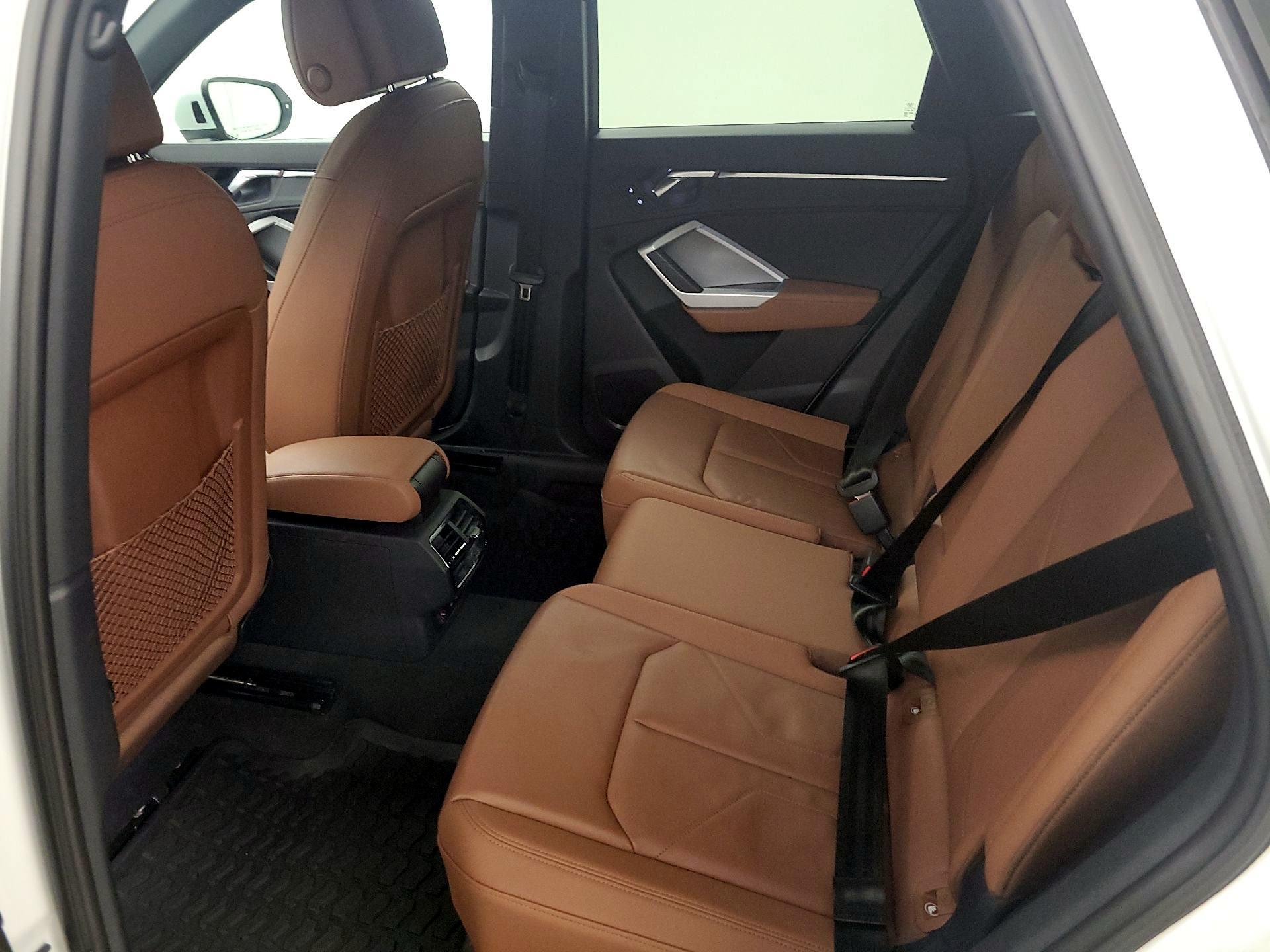 Thumbnail: 2022 Audi Q3 - 20