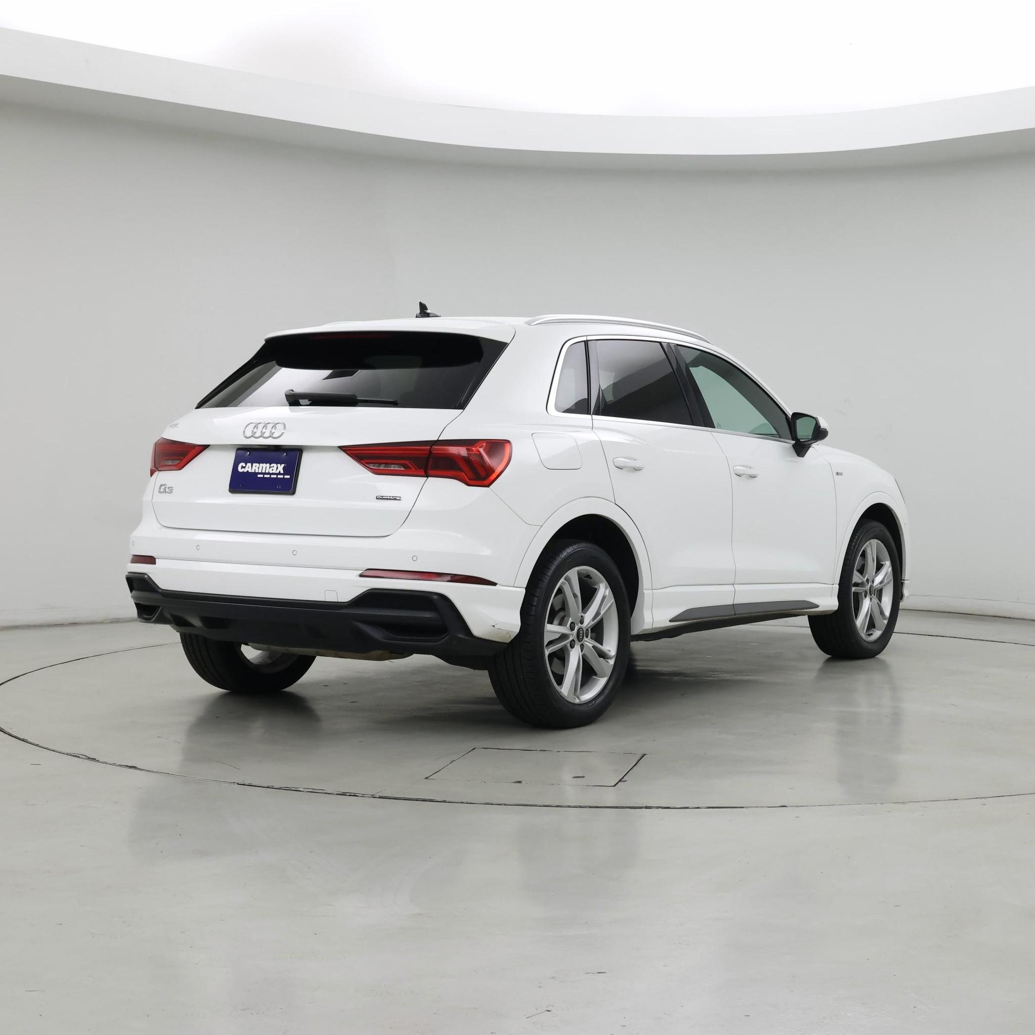 Thumbnail: 2022 Audi Q3 - 8