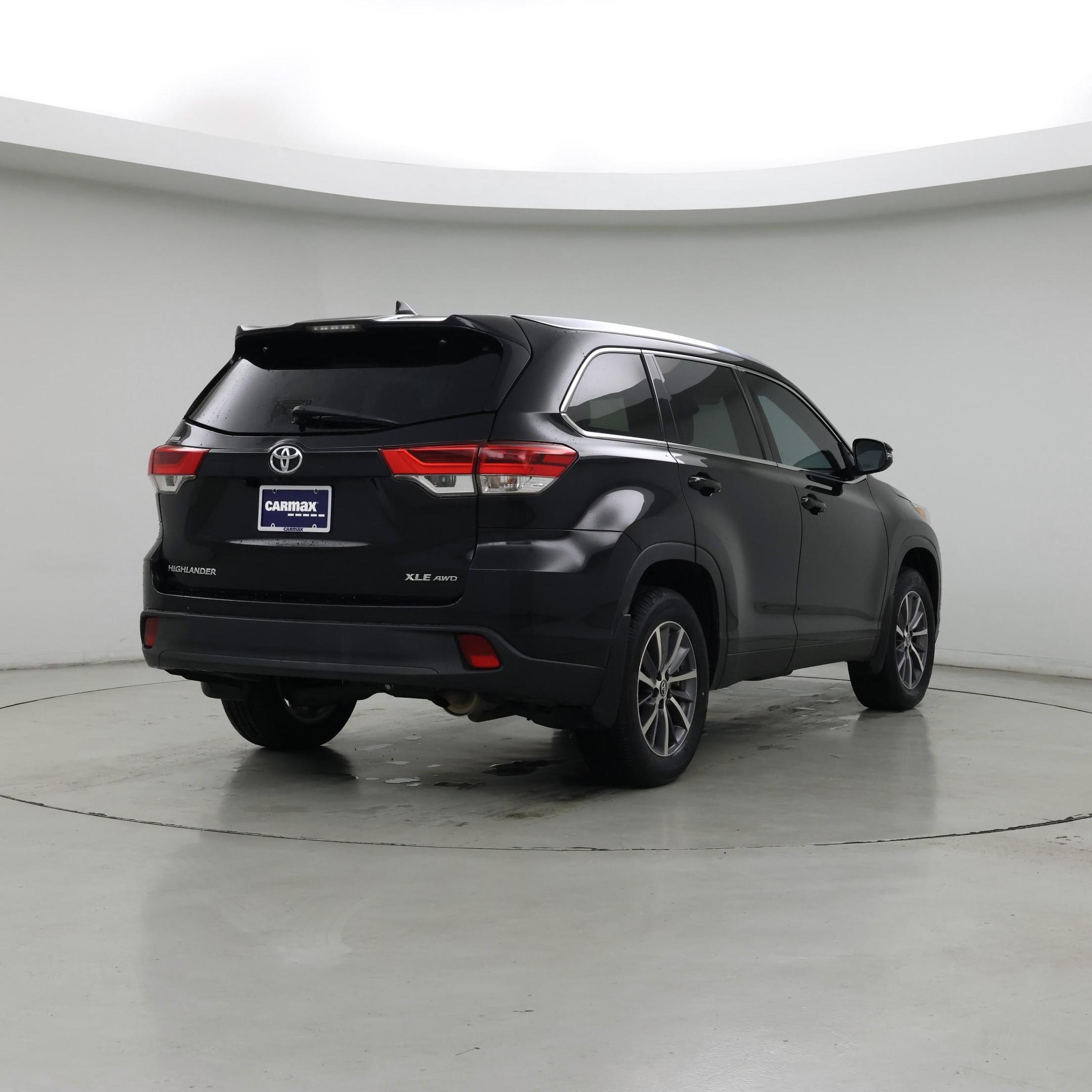 Thumbnail: 2019 Toyota Highlander - 8