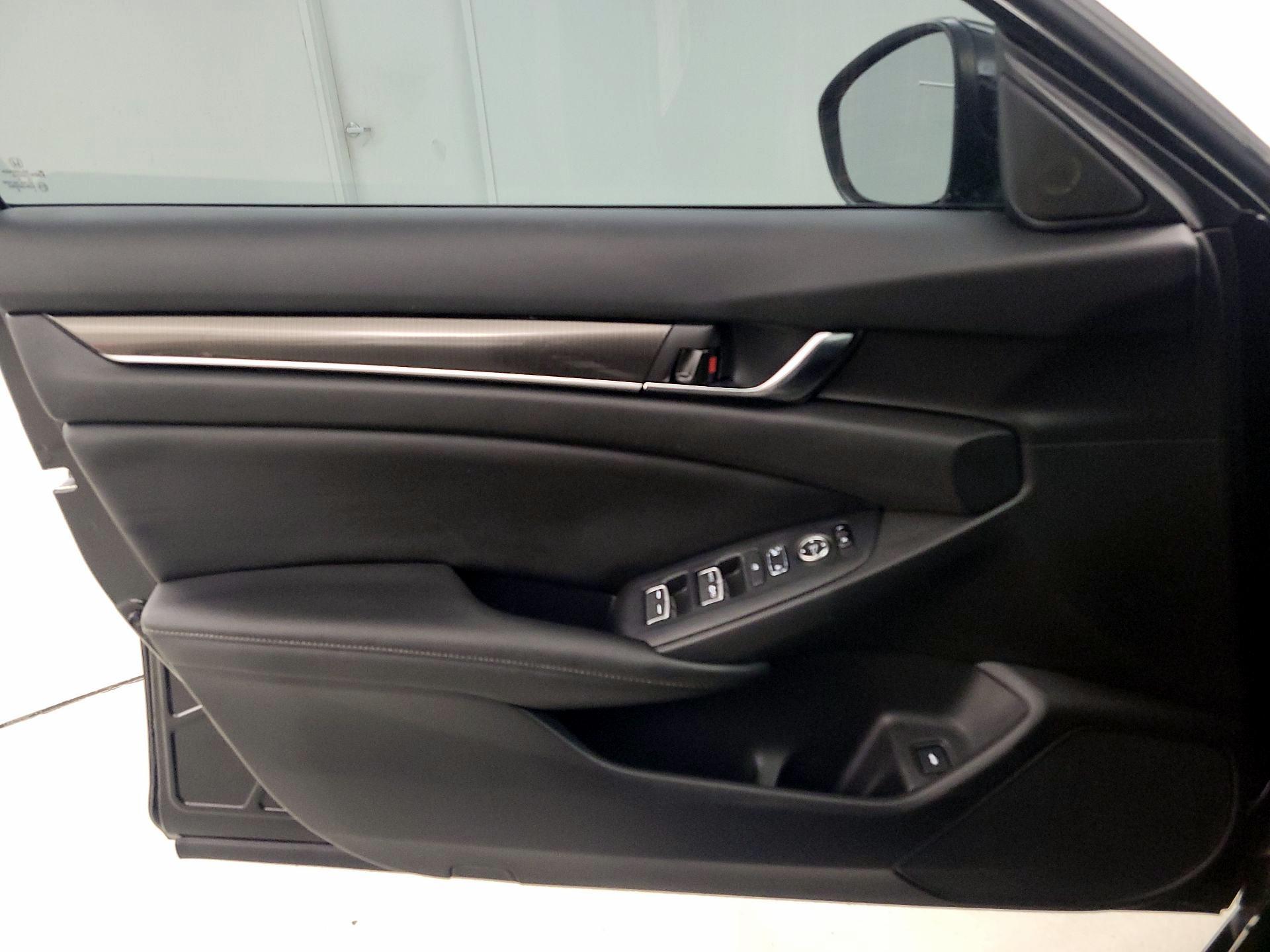 Thumbnail: 2020 Honda Accord - 12