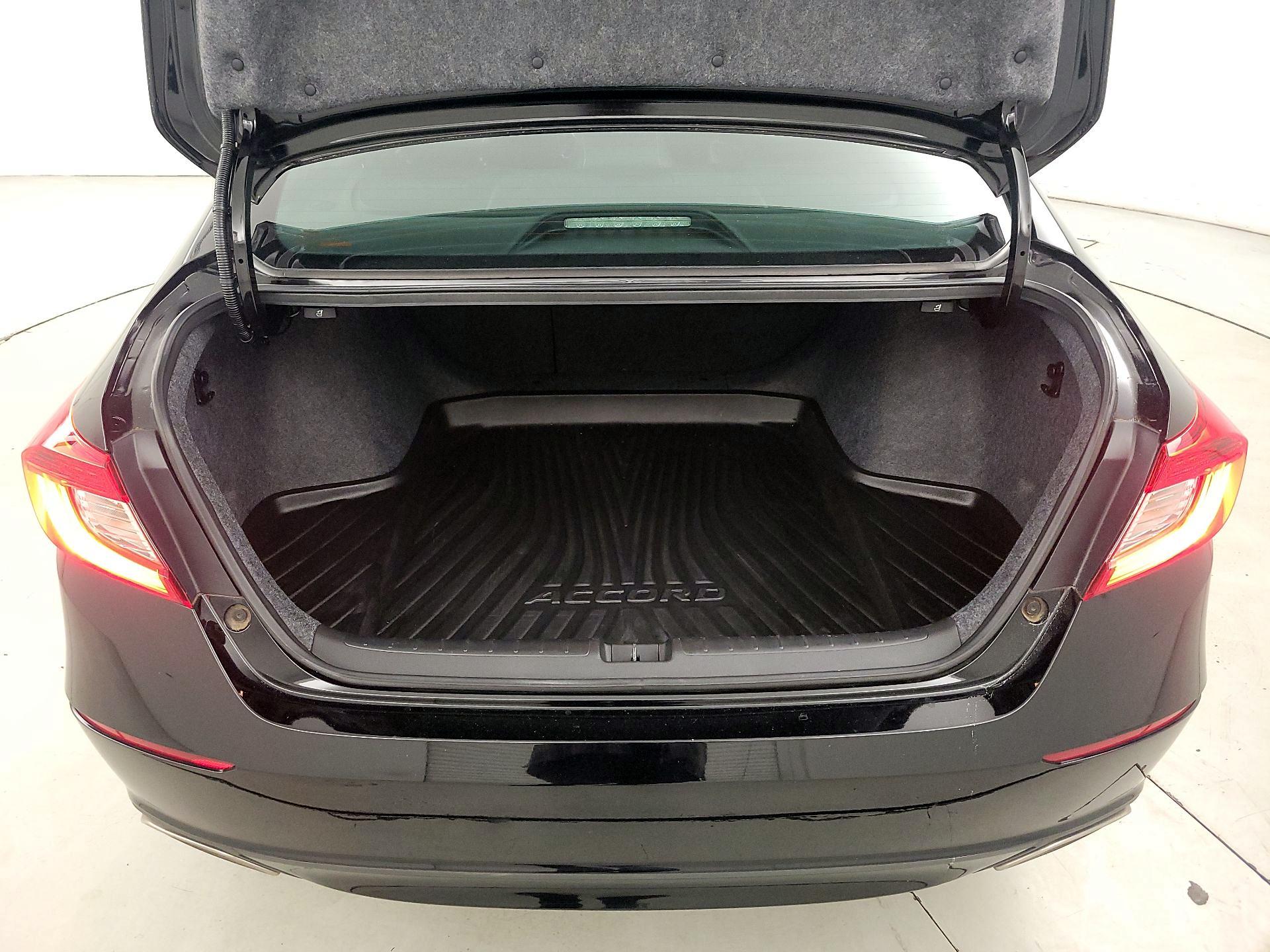 Thumbnail: 2020 Honda Accord - 20