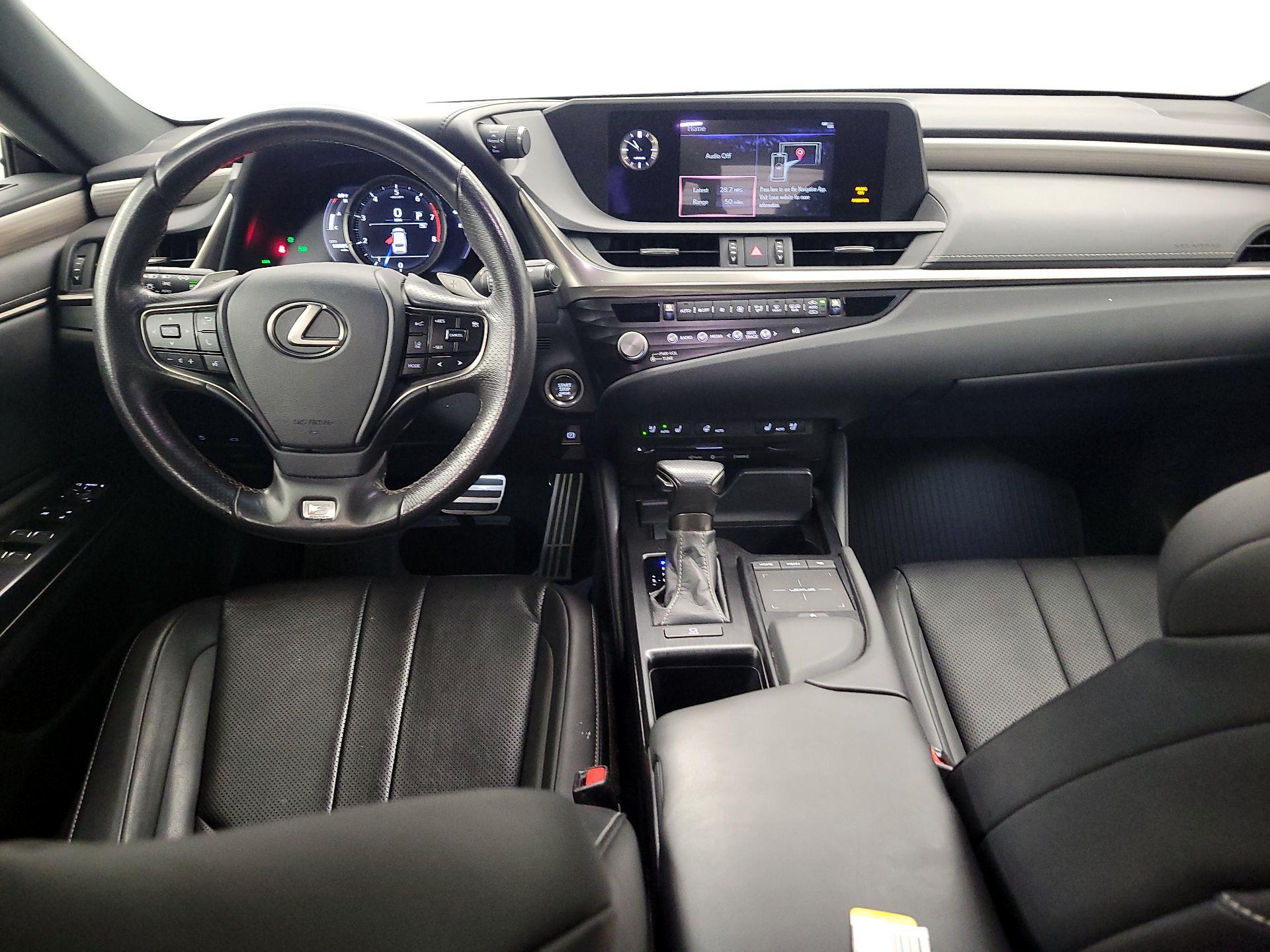 Thumbnail: 2021 Lexus ES - 9