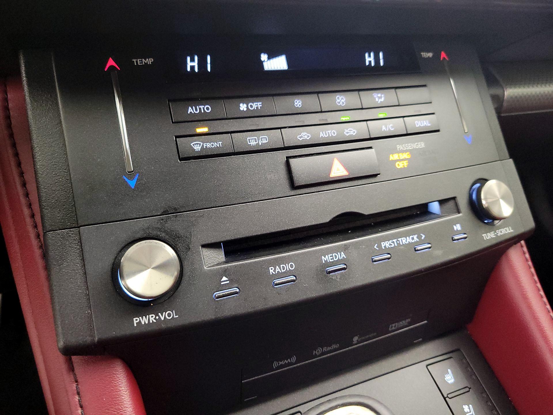 Thumbnail: 2017 Lexus RC - 16