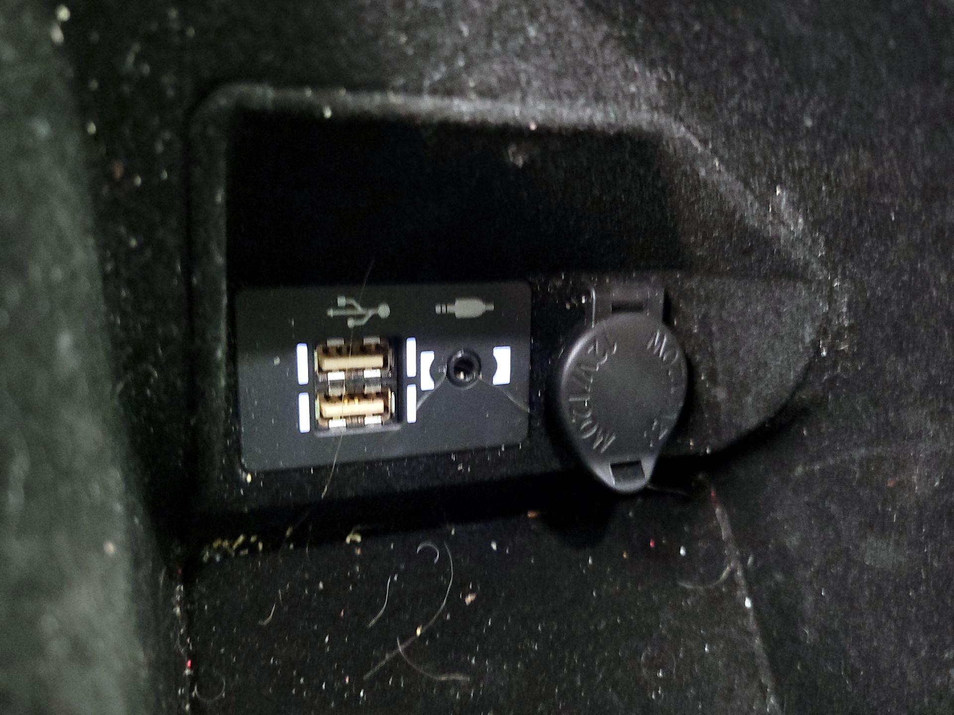 Thumbnail: 2024 Lexus IS - 18